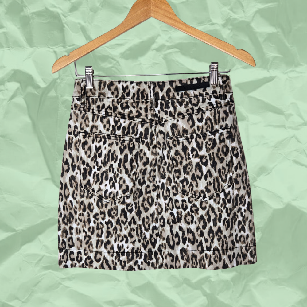 Decjuba Leopard b.png