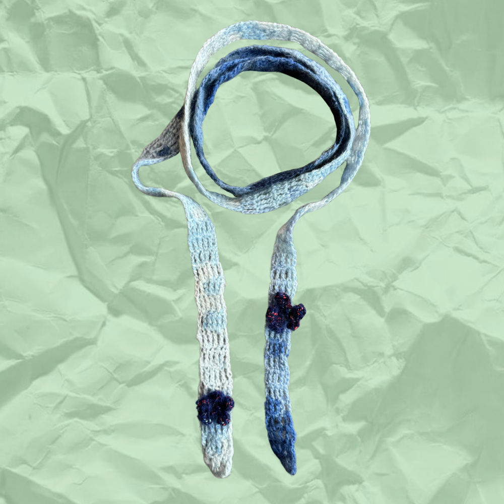 Skinny blue & white scarf.png