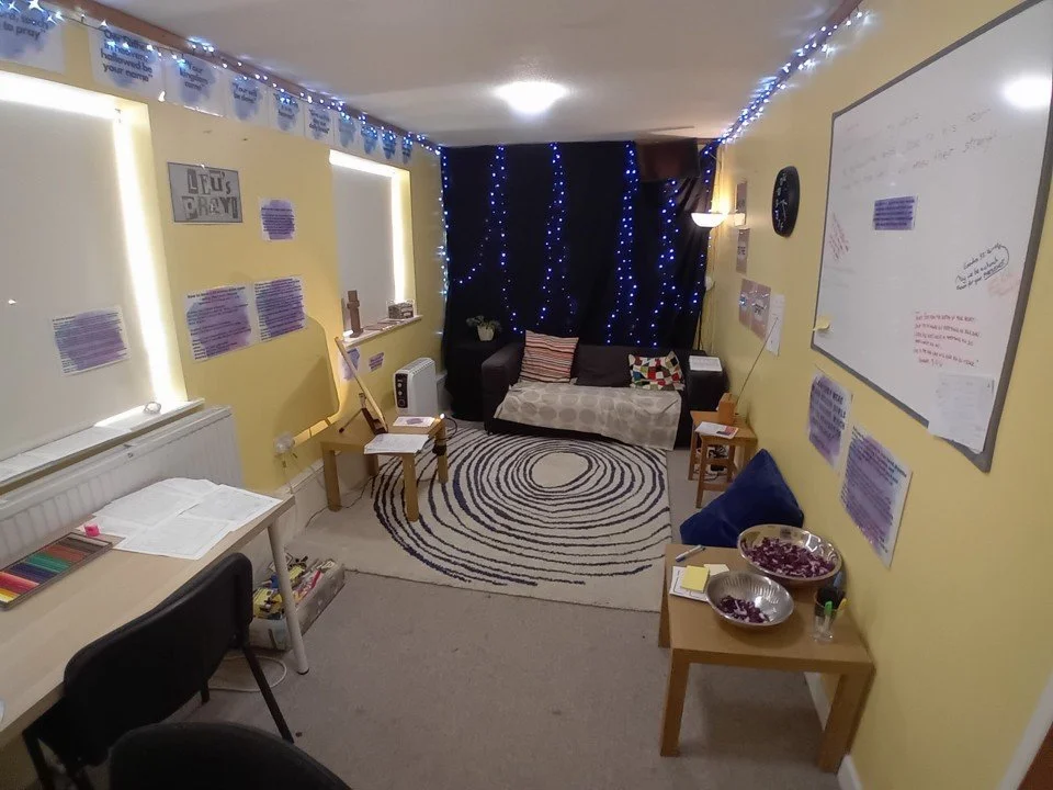 Prayer room 01.jpg