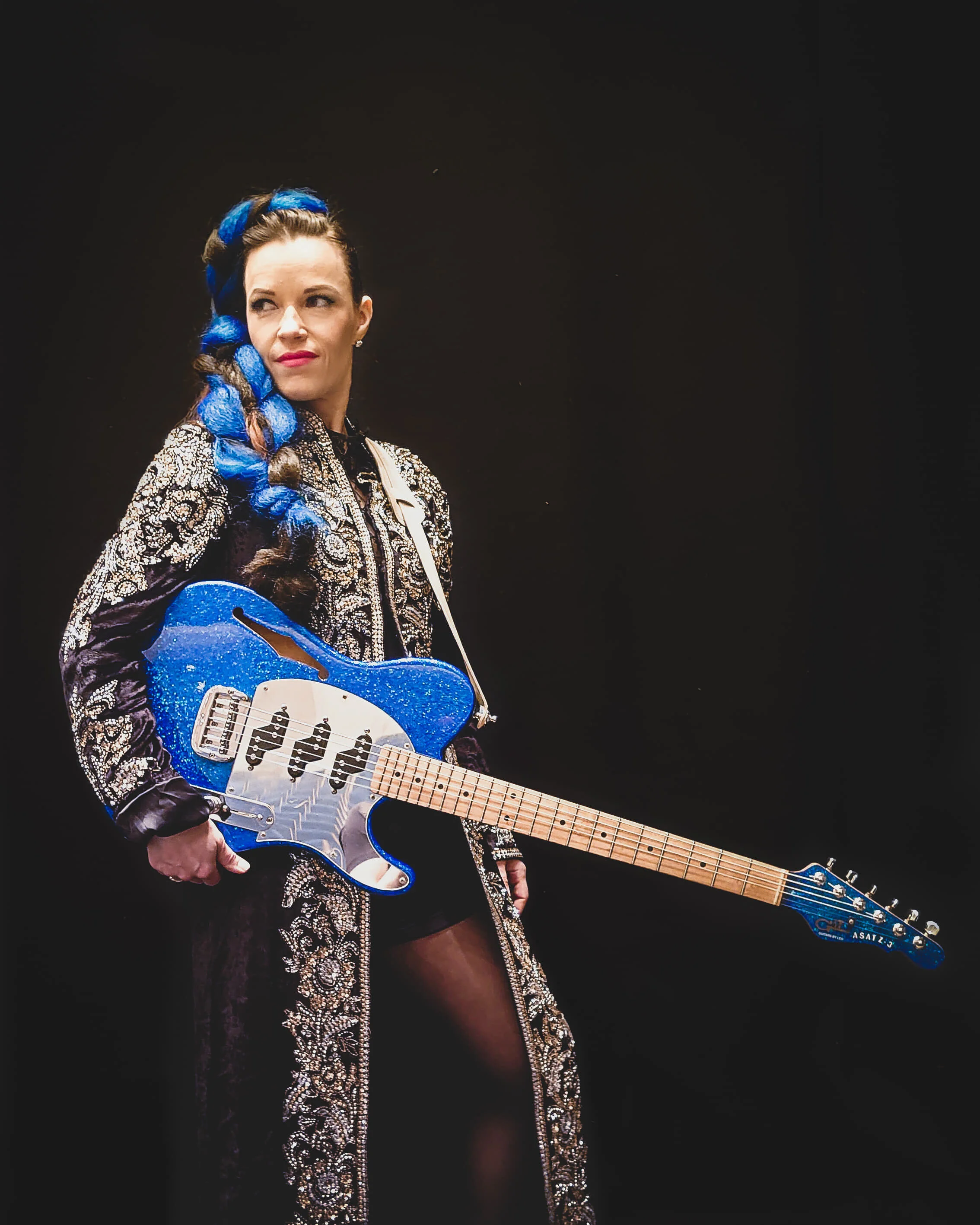 Sold out shows on Blueskuningatar -  Tour!