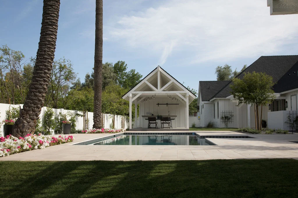 ExteriorBack-0106.jpg