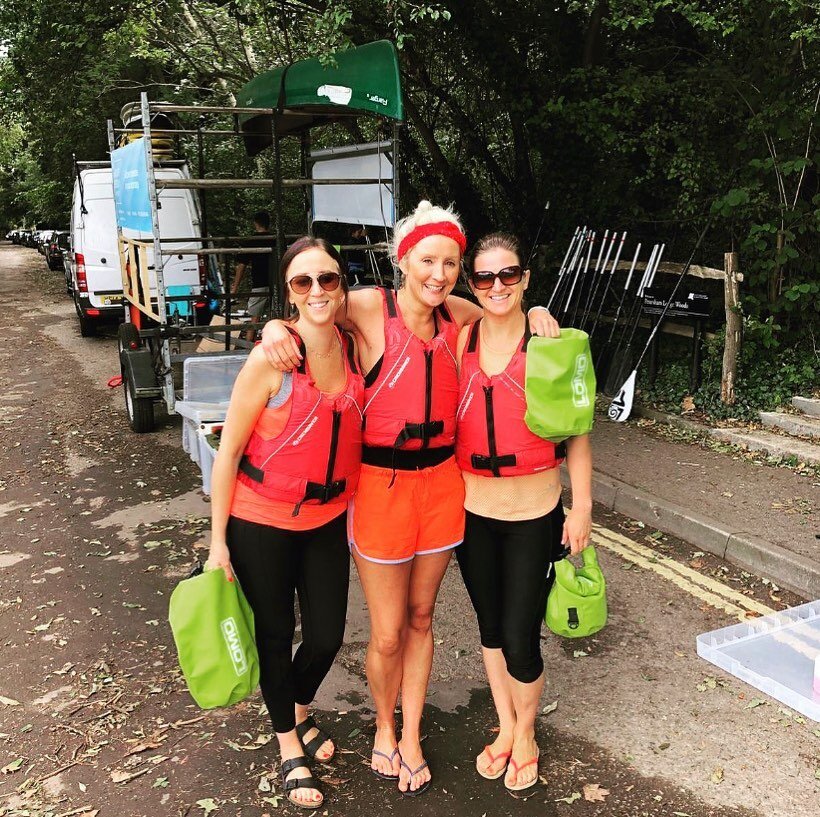 SOCIAL CONNECTION, WELLBEING &amp; NATURE//⁣
⁣
Time with friends, in nature, trees, plants,  in and around water, doing exercise 🏄&zwj;♀️🌲🌱🌊. Even if (in this case) it&rsquo;s the slimy, grimy Thames in hurricane conditions 😅 So important in the