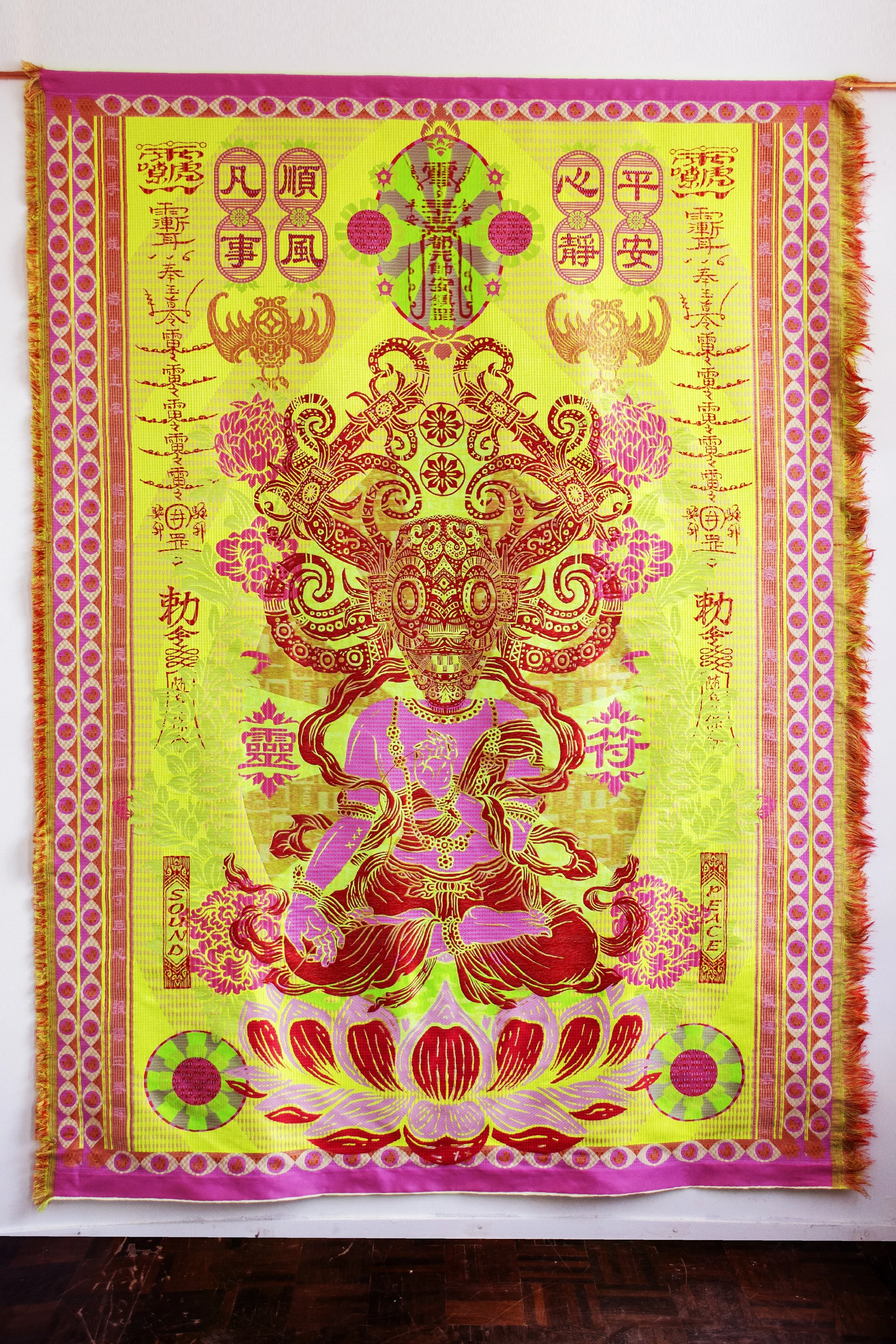 Marcos Kueh – "Thread in Loving Mother’s Hands"