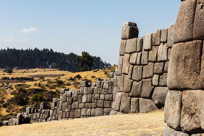 Sacsayhuamán,_Cusco,_Perú,_2015-07-31,_DD_36.JPG