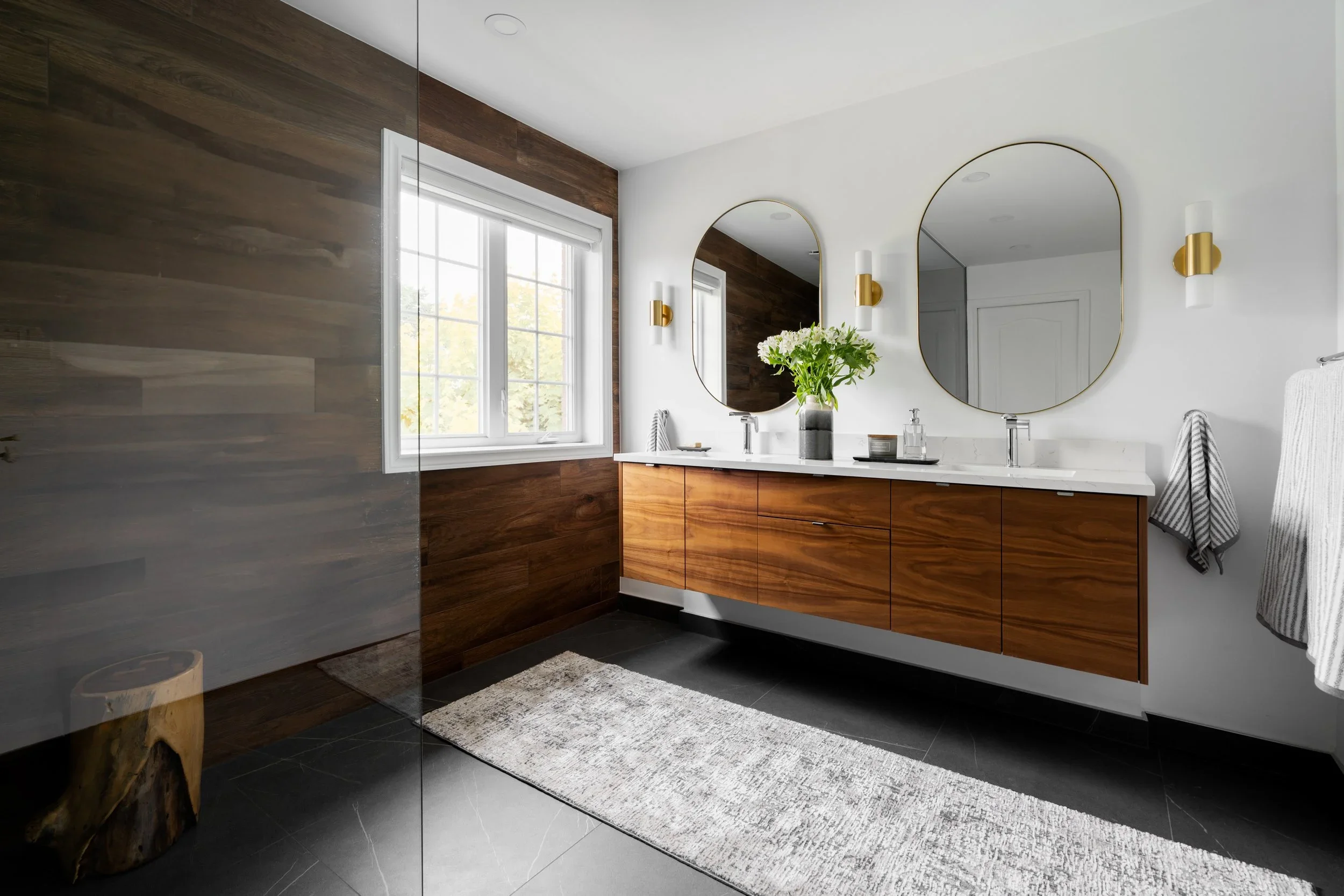 De La Morandière Bathroom Renovation