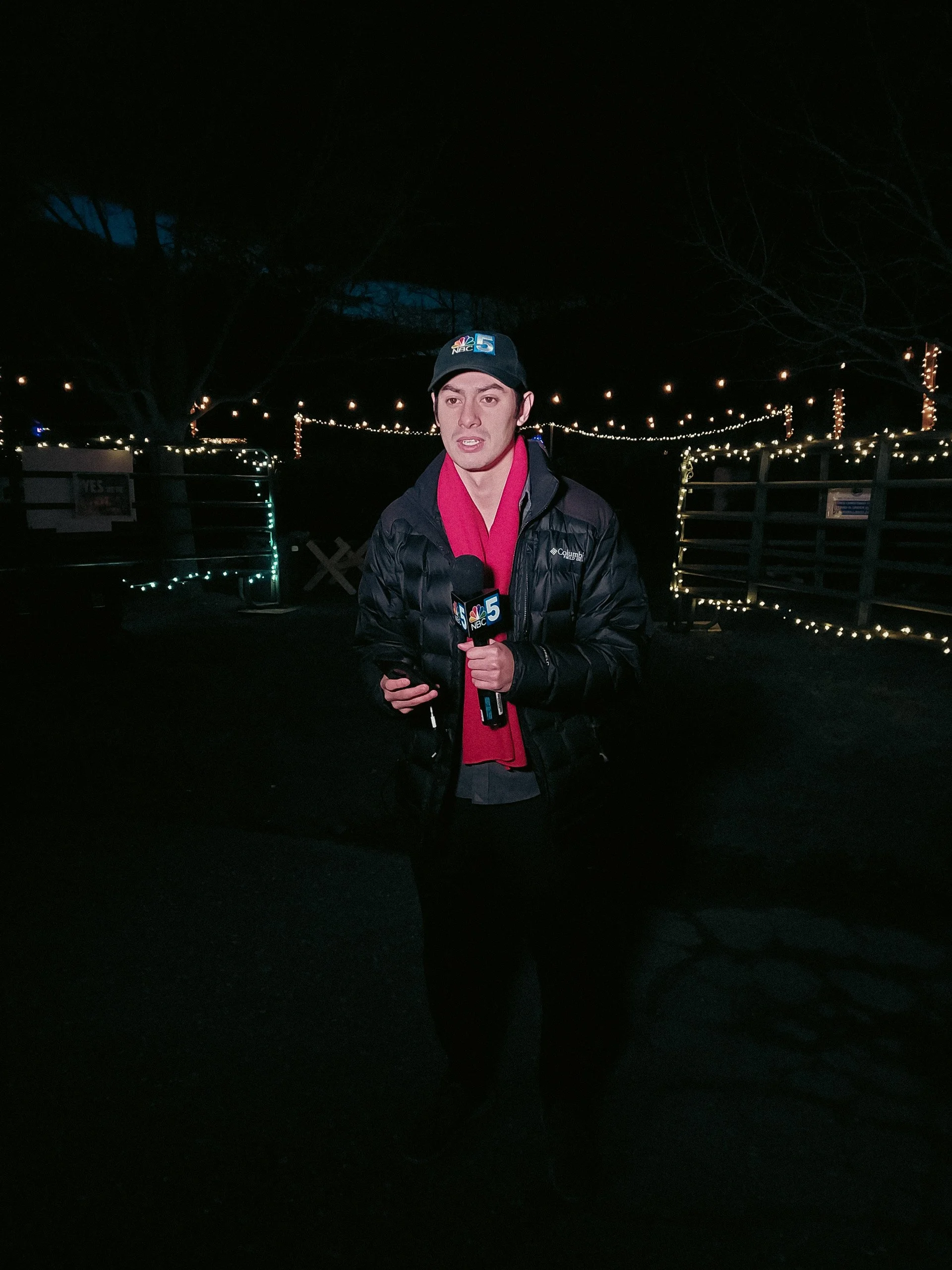 Good Photo Milton Hockey XMAS Tree.JPG