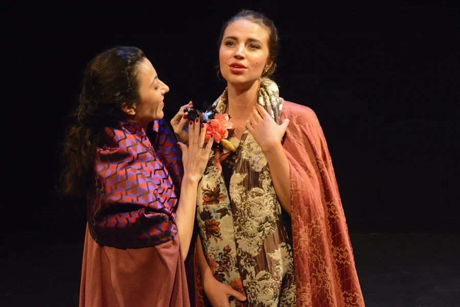 Dorothée (Cardona), Léontine (Siladie) Photo by Tina Buckman