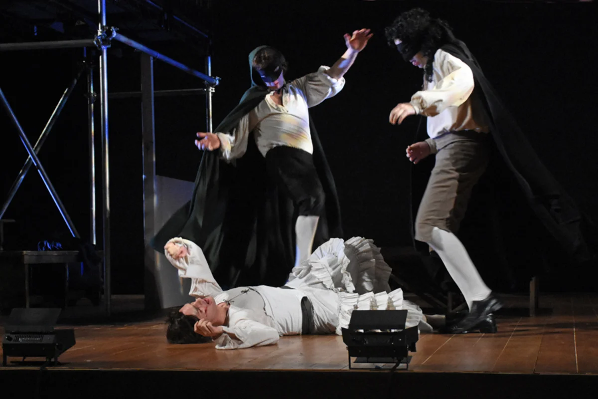 Kynaston (M. Kelly) attacked by The Ruffians - Photo by Tina Buckman