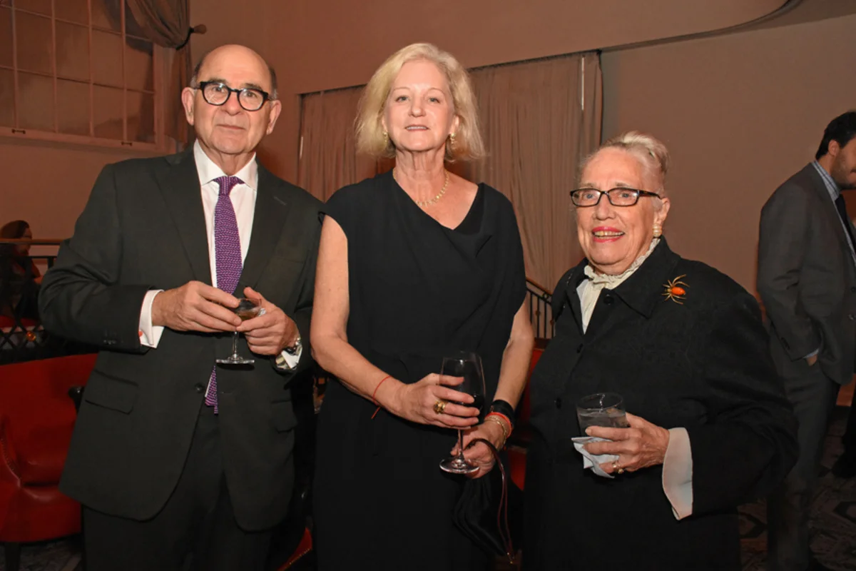 Joel Shapiro, Wendy Brandow, Joan Washburn