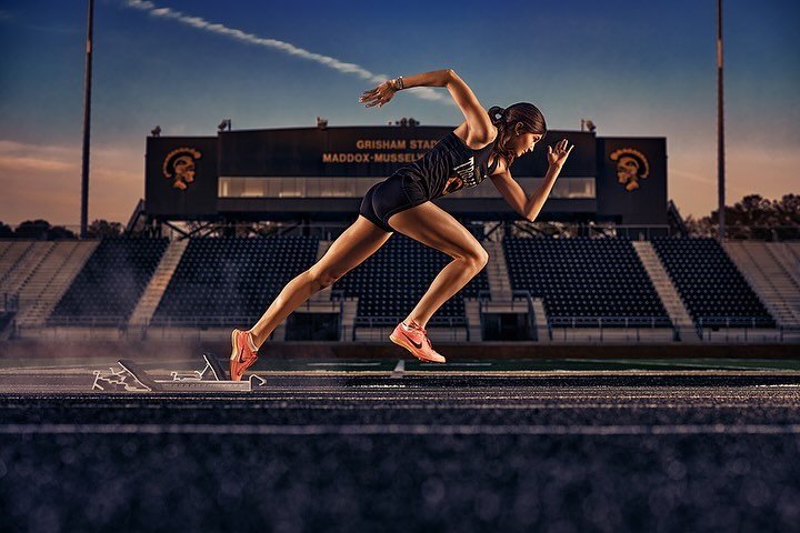 🔥 Feet On Fire 🔥 Good luck @aubrey.jane.dishman in #statemeet #carrolltontfxc #trackandfield - Congrats to all the amazing winners so far! @carrolltontfxc 🏆🏆🏆#seniorphotographer #seniorpictures #MMSNRS #nike #nikerunning #athlete #olympic #track
