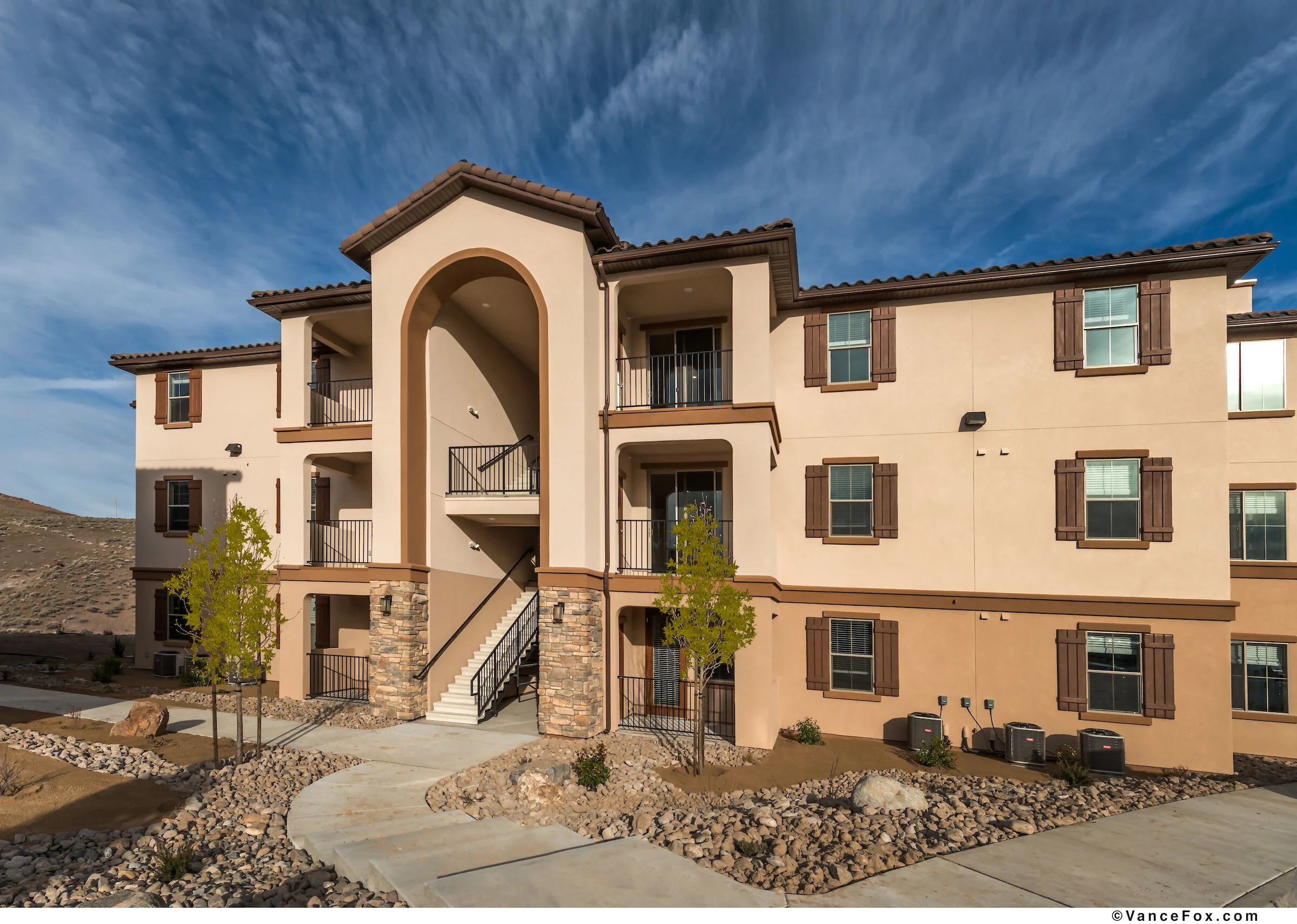 Villas at Keystone Canyon Apts.jpg