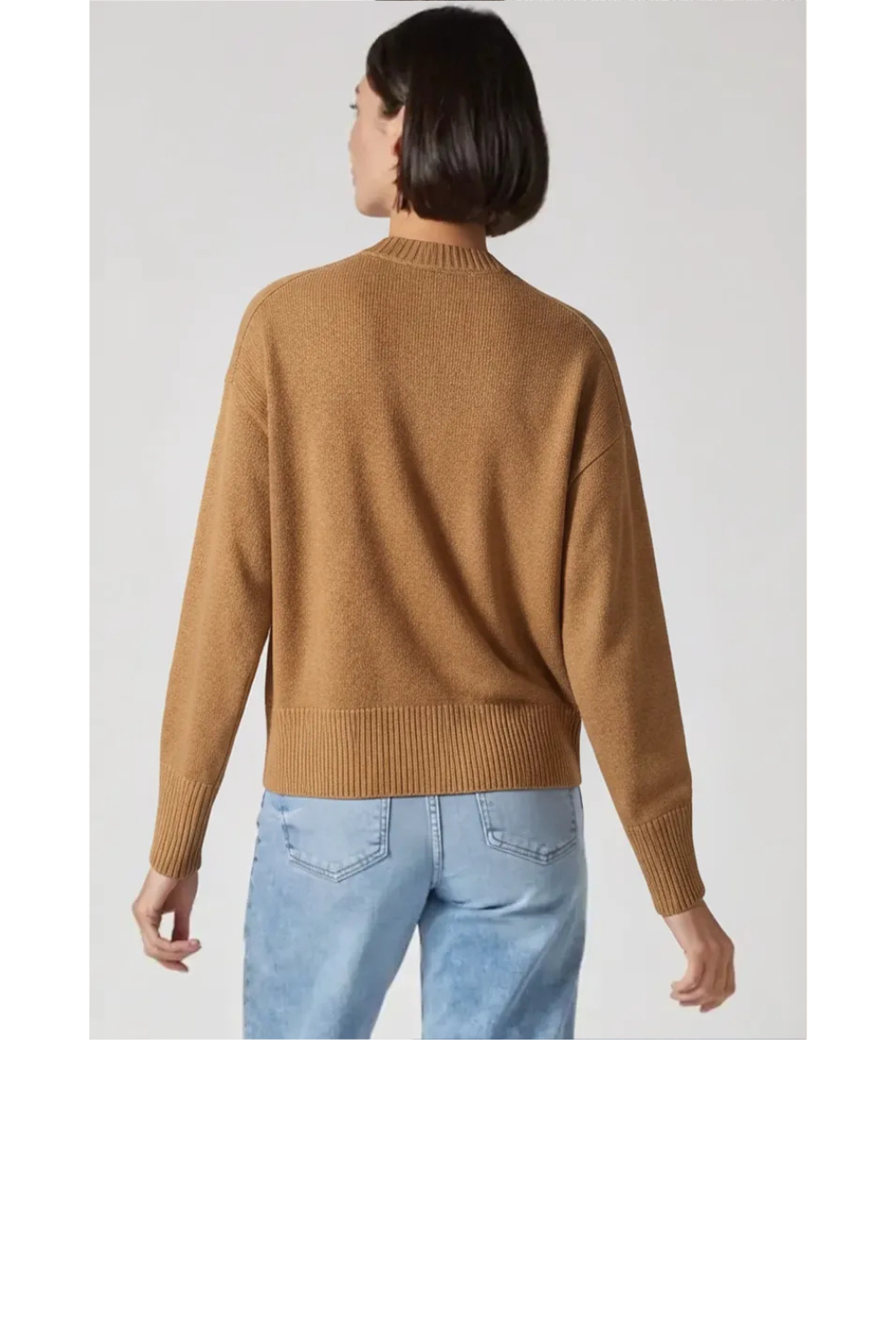 WEBSITE PRODUCT ENTRY-EL-Crew Neck Pocket Sweater-CAM-B.png