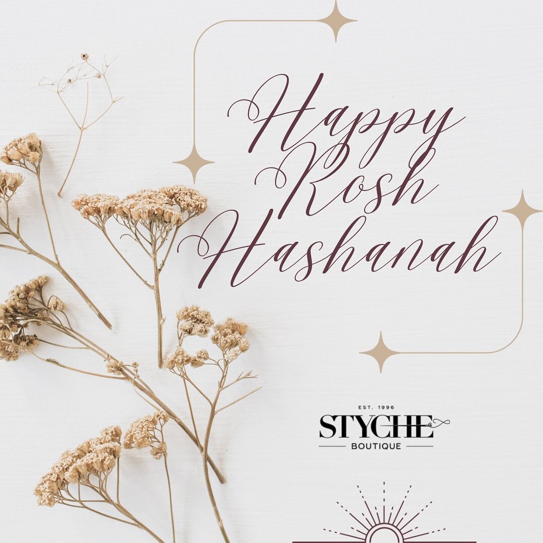 🍎🍯✨Shana Tova ✨🍯🍎
@stycheboutique wishes you and yours a new year filled with health, happiness and sweet moments 💖
.
.
.
#roshhashanah #sweetnewyear #highholidays #jewishnewyear #jewishnewyearfamilymagic