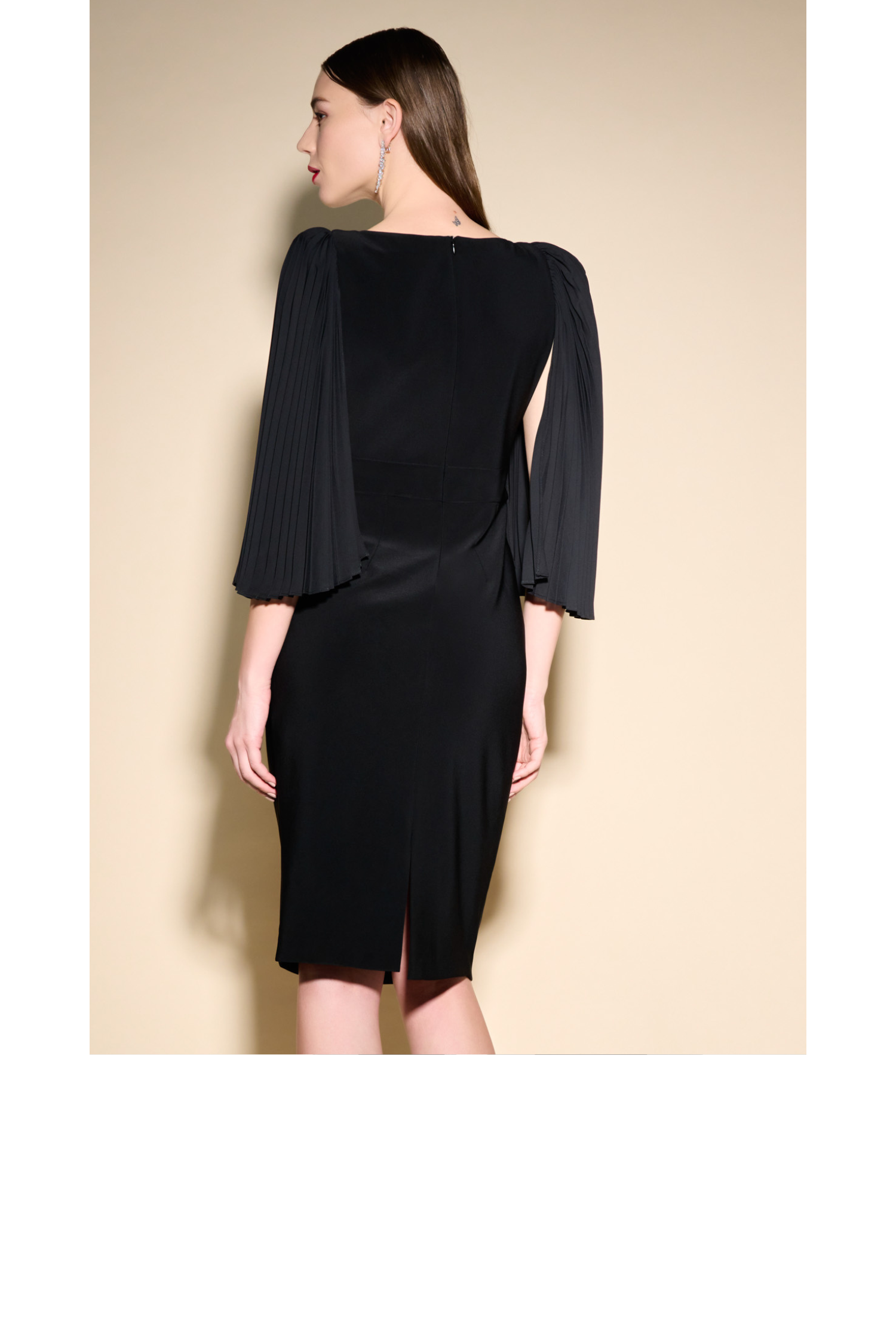 WI-JR-233766-BLK-B.png