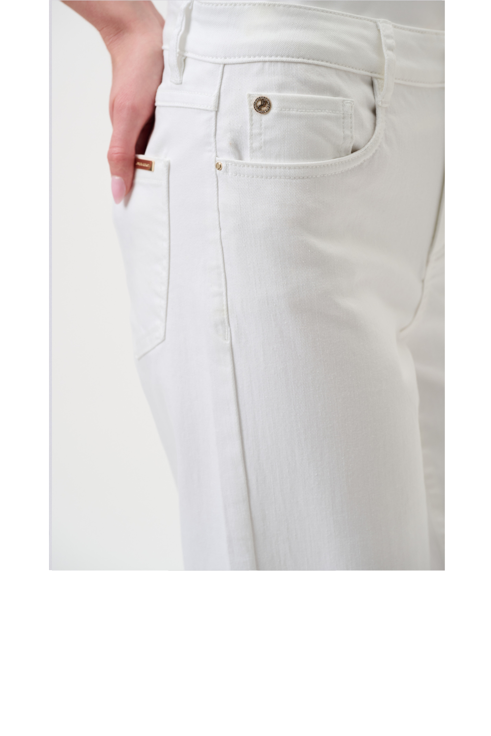 WEBSITE PRODUCT ENTRY-JR-Goldie Classic Wide Leg Stretch Jeans-WHT-D.png