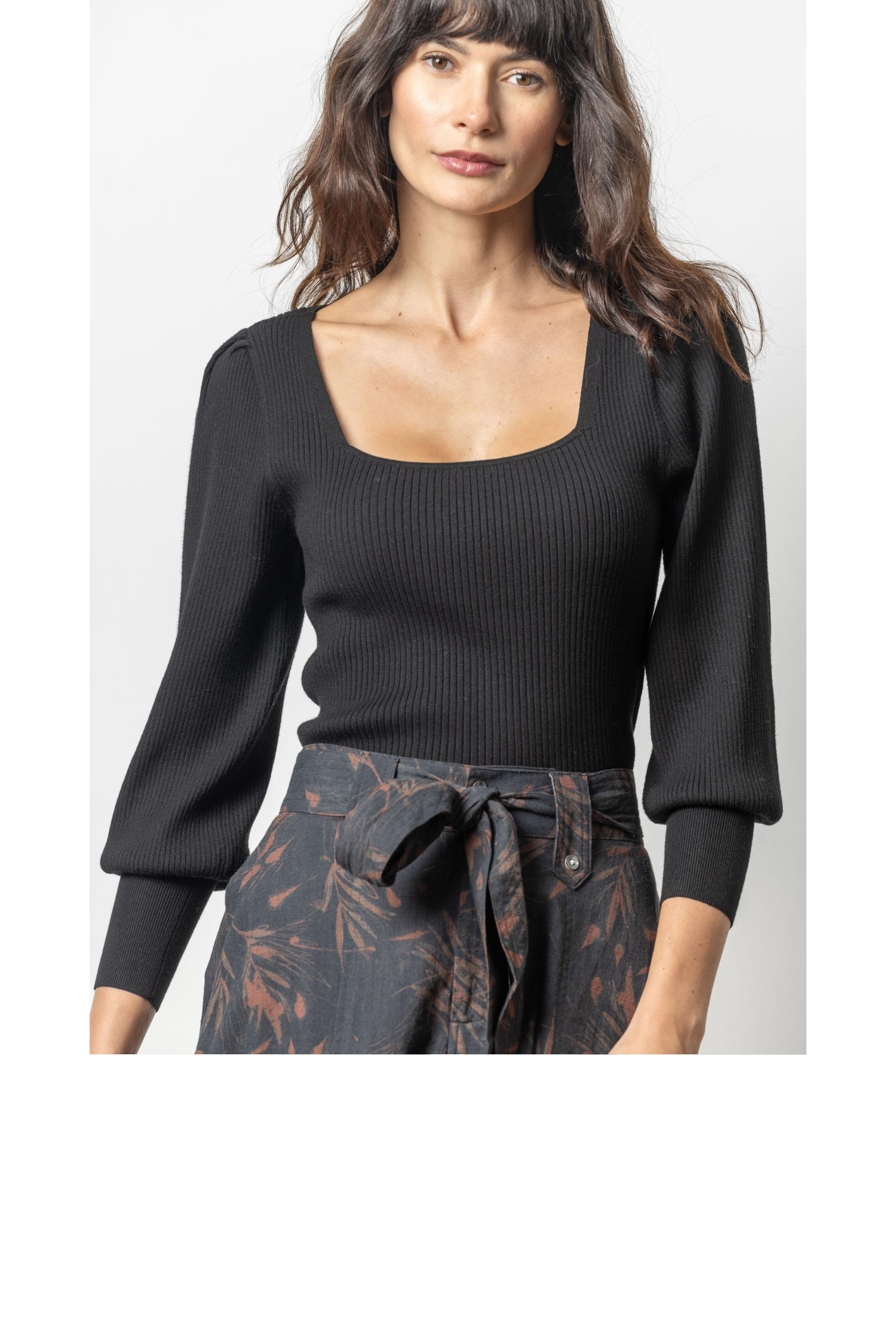 LP-Full Sleeve Sq. Neck Swtr-Black -F.png
