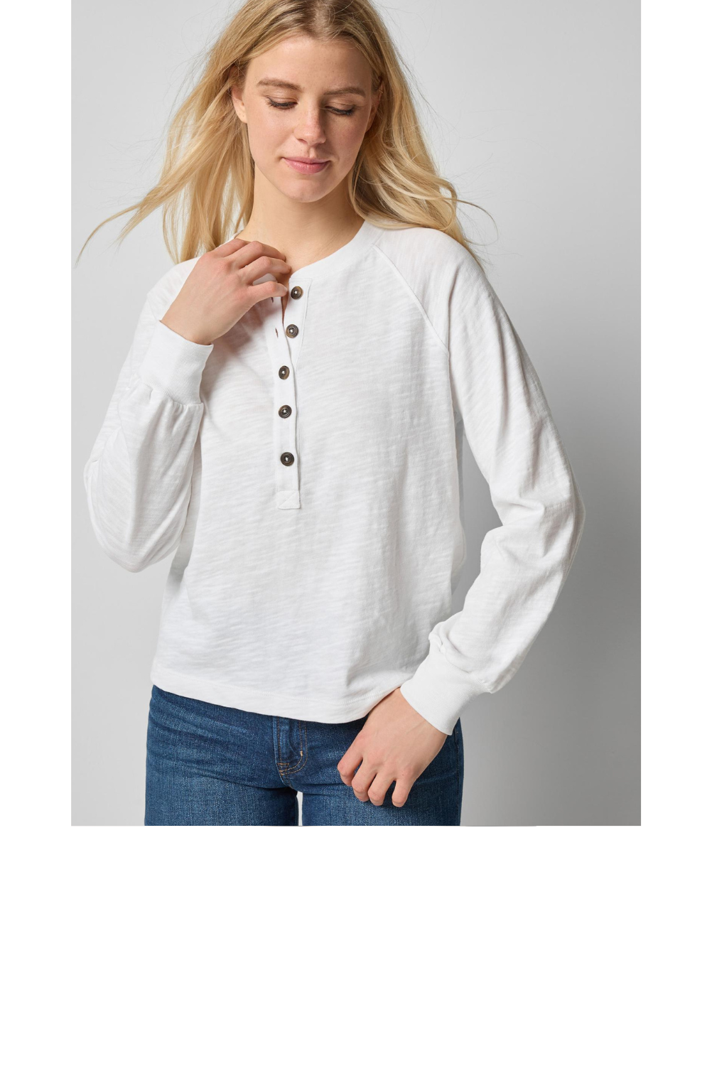 WEBSITE PRODUCT ENTRY -LP-Full Sleeve Henley-WHT-F.png