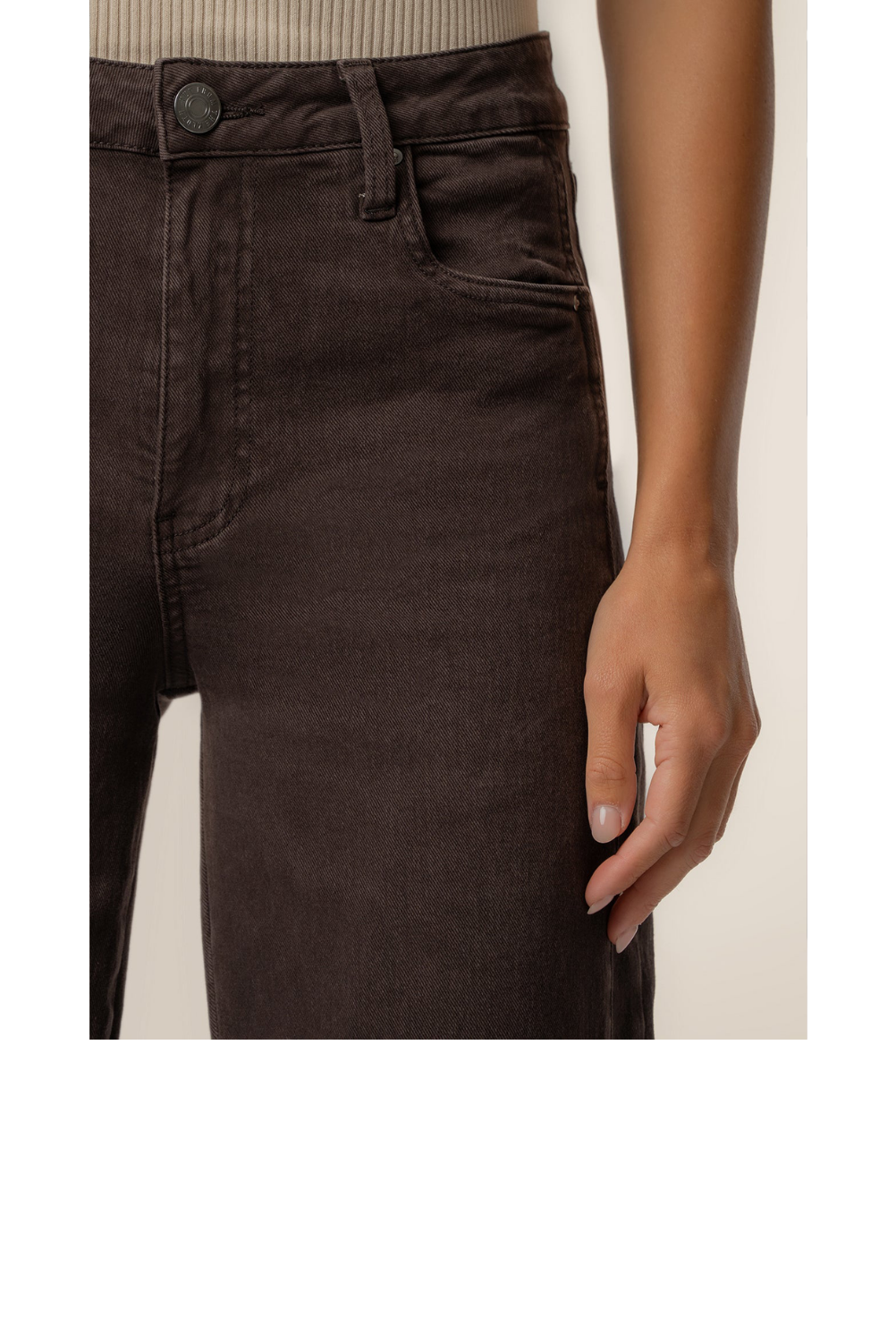 WEBSITE PRODUCT ENTRY-KFTK-Meg Hidg Rise Side Panel-CHOC-D.png