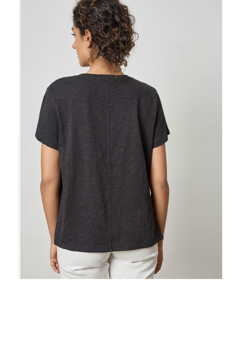 WEBSITE PRODUCT ENTRY-JP-Short Sleeve Boyfriend Tee-BLK-B (1).png