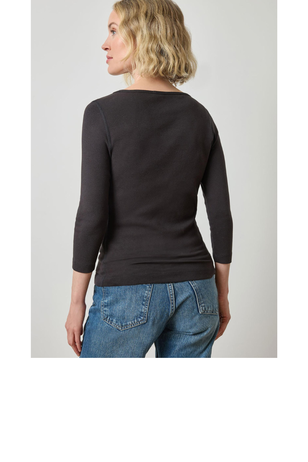 WEBSITE PRODUCT ENTRY-LP-34 Sleeve Boatneck-BLK- B.png