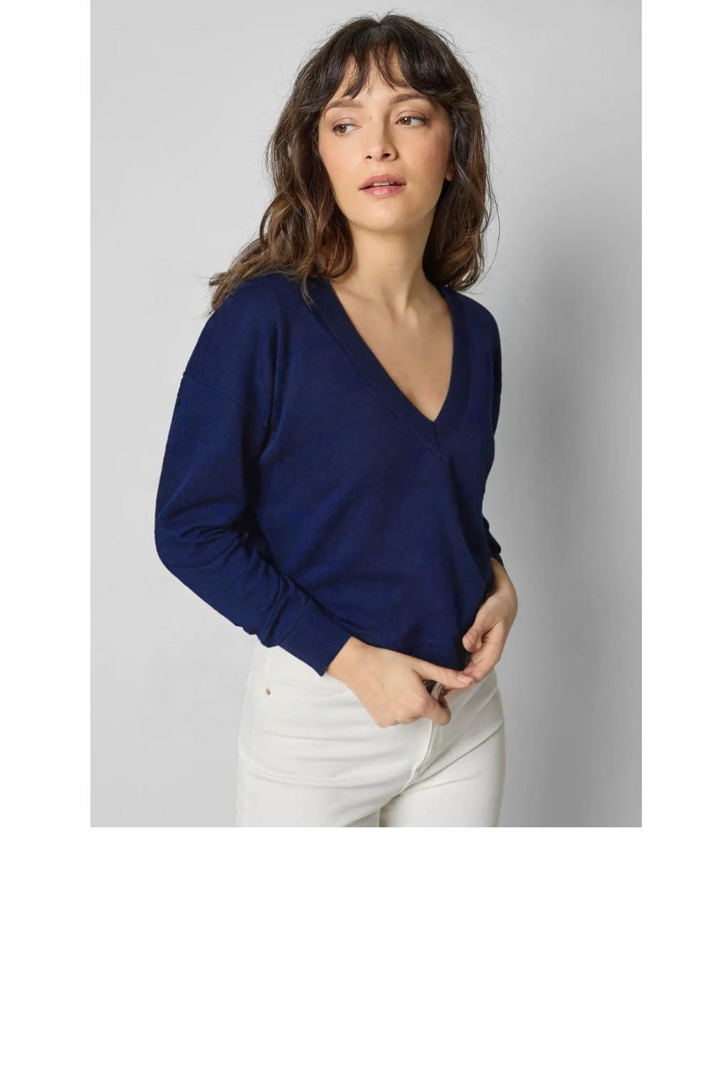 Easy V-Neck Sweater - Navy