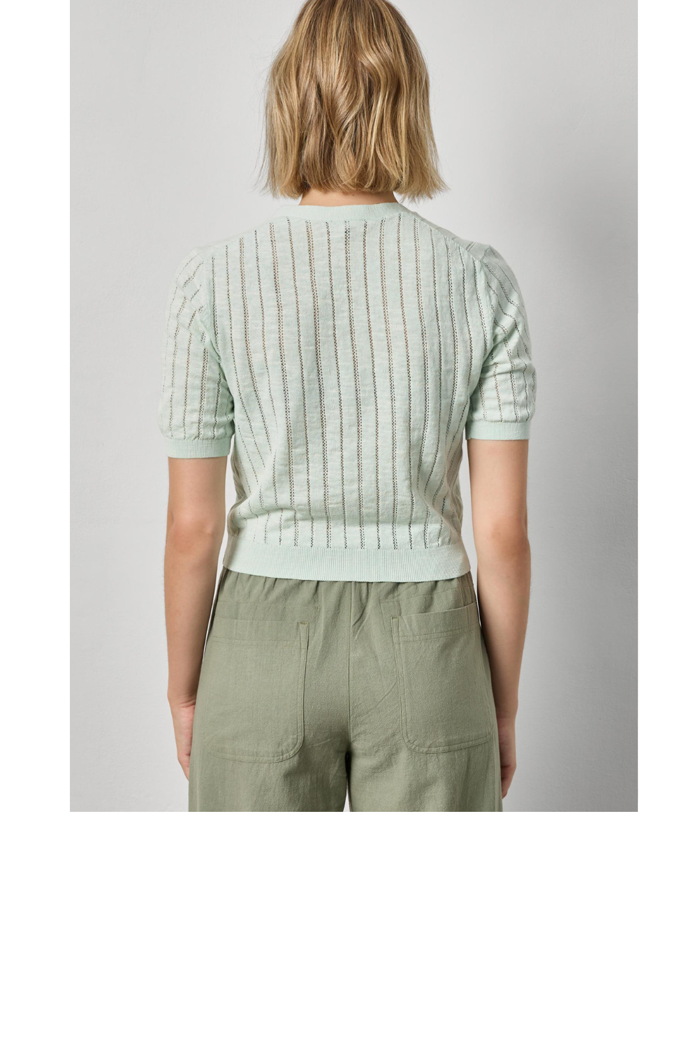 WEBSITE PRODUCT ENTRY-LP- OPEN STITCH VNECK CARDIGAN-BLMI-B.png