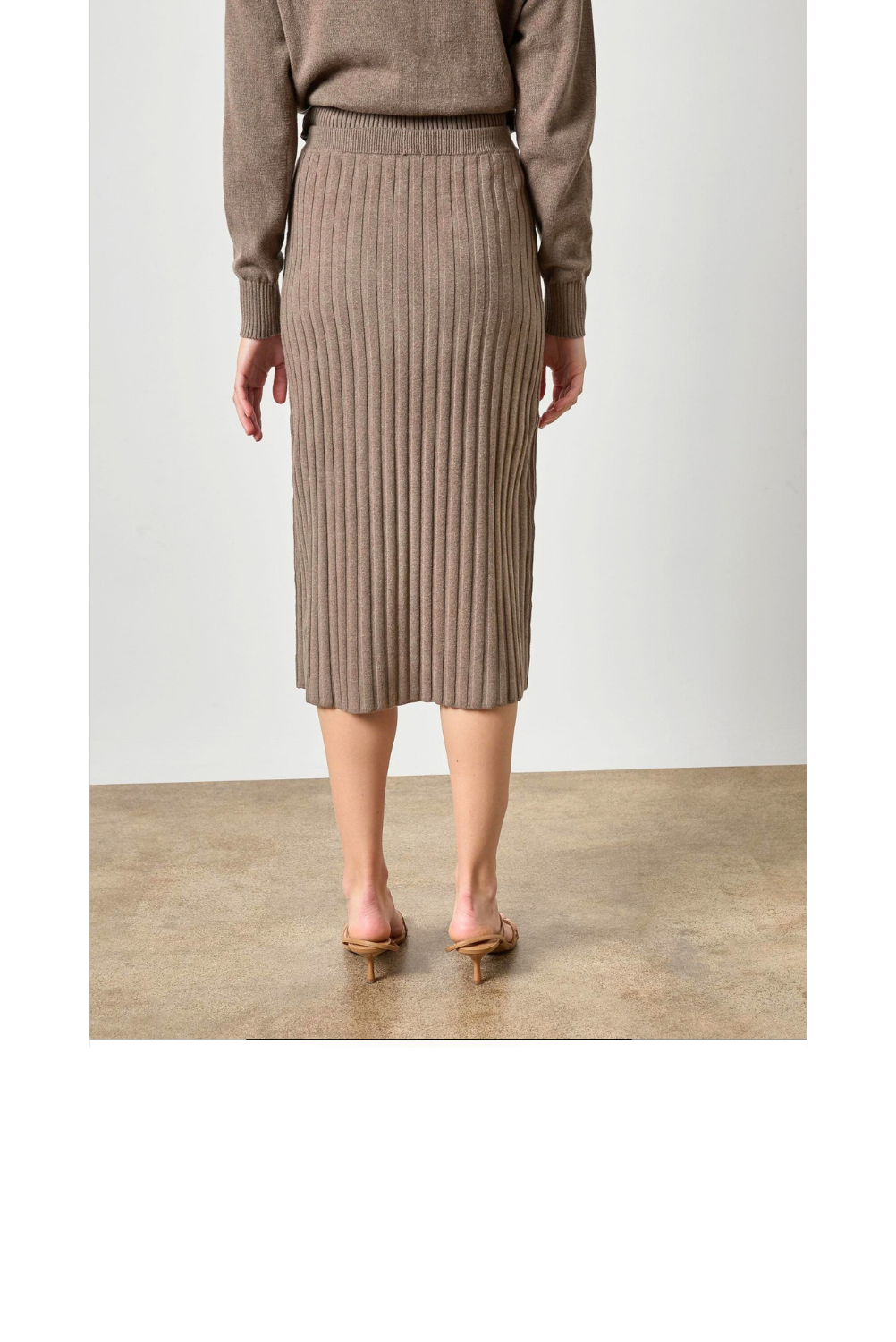 WEBSITE PRODUCT ENTRY-LP-Rib Sweater Skirt-MNK-B.png