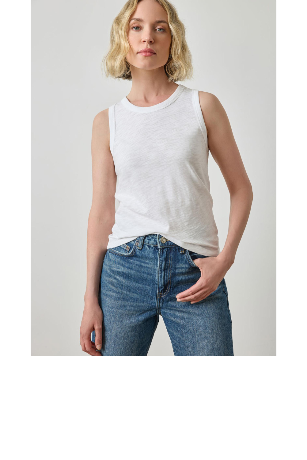 WEBSITE PRODUCT ENTRY-LP-Back Seam Tank-WHT-A.png