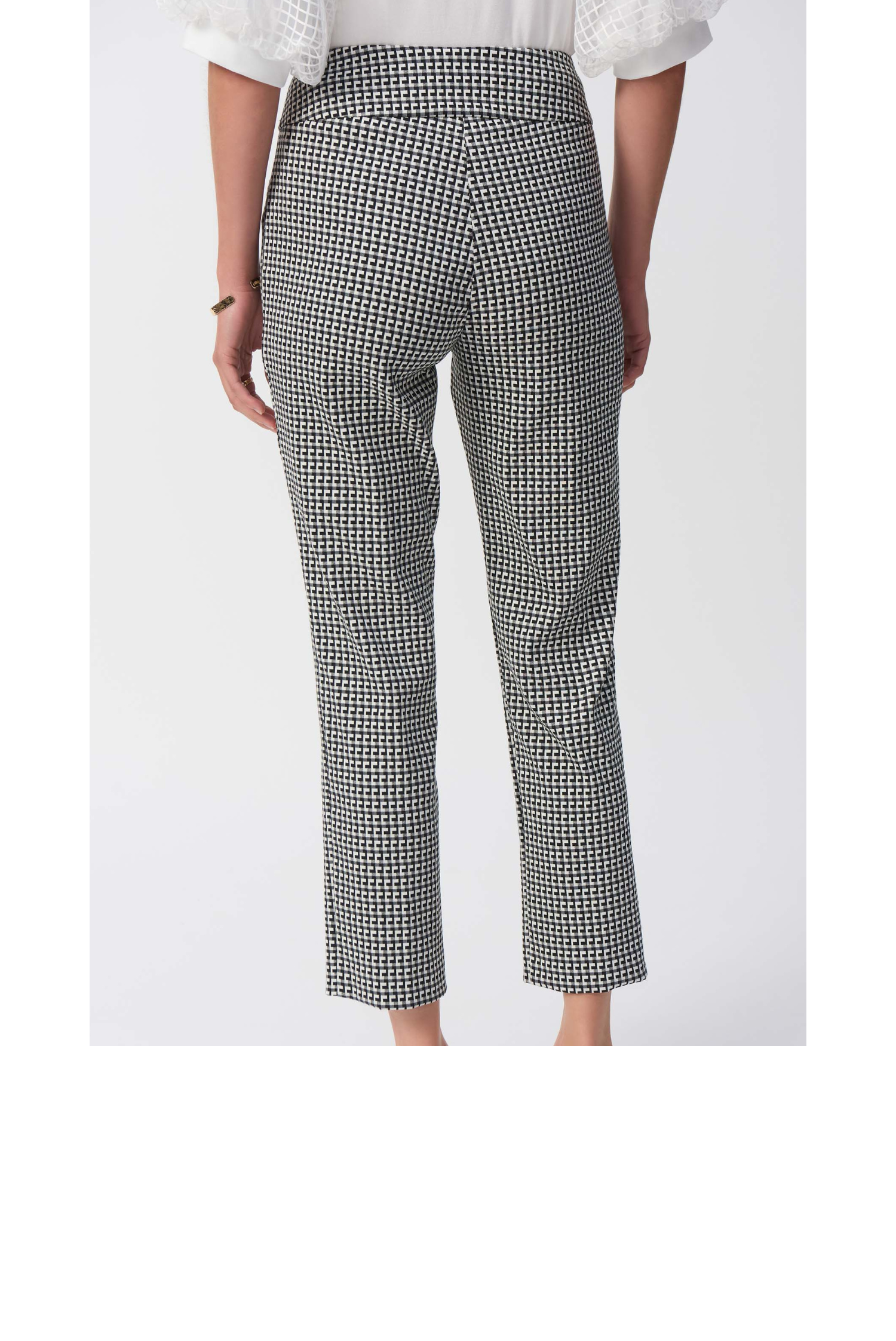 JR-Geometric Prt. Crop Pull-on pants-303- B.png