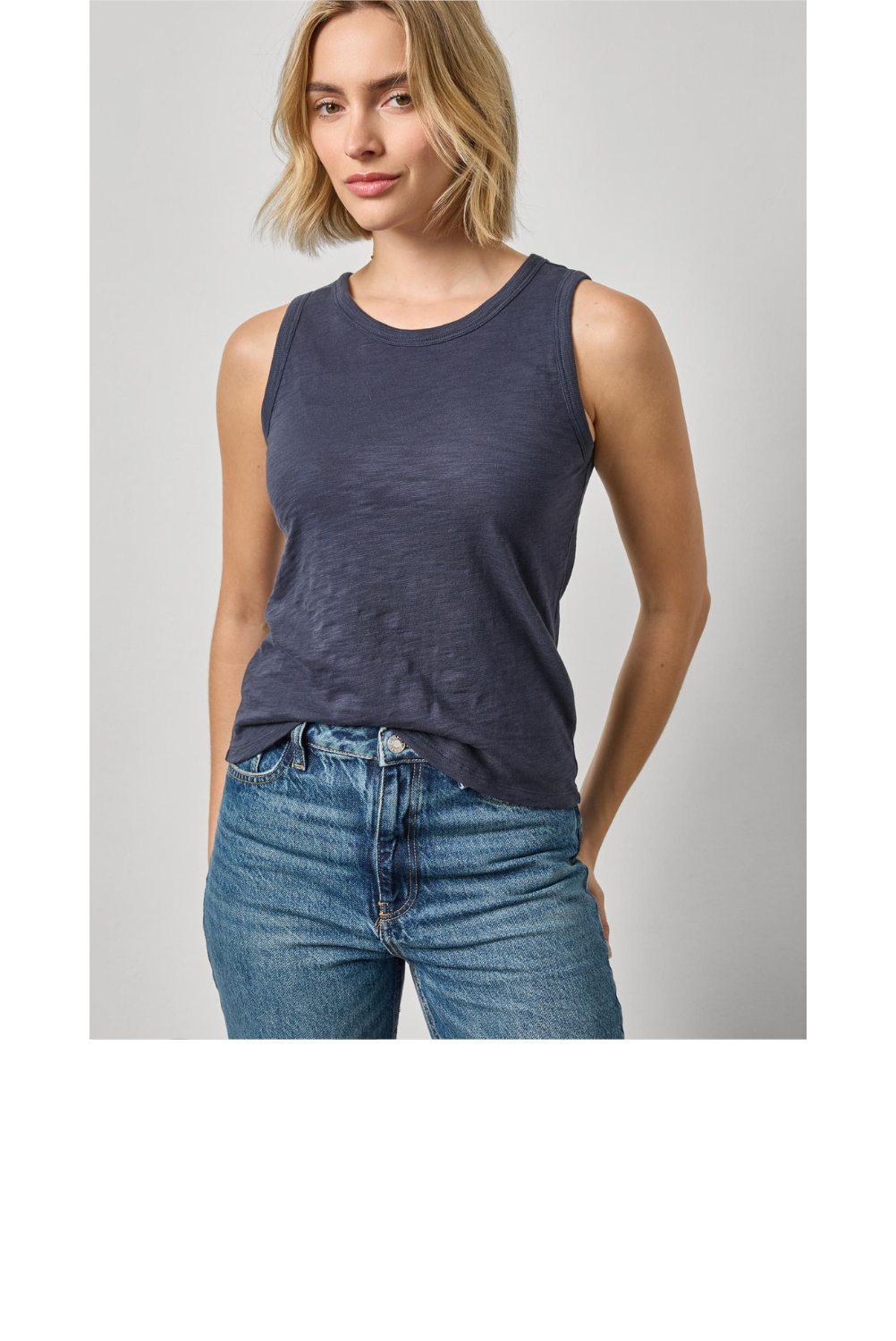 WEBSITE PRODUCT ENTRY-LP-Back Seam Tank-NVY-F.png