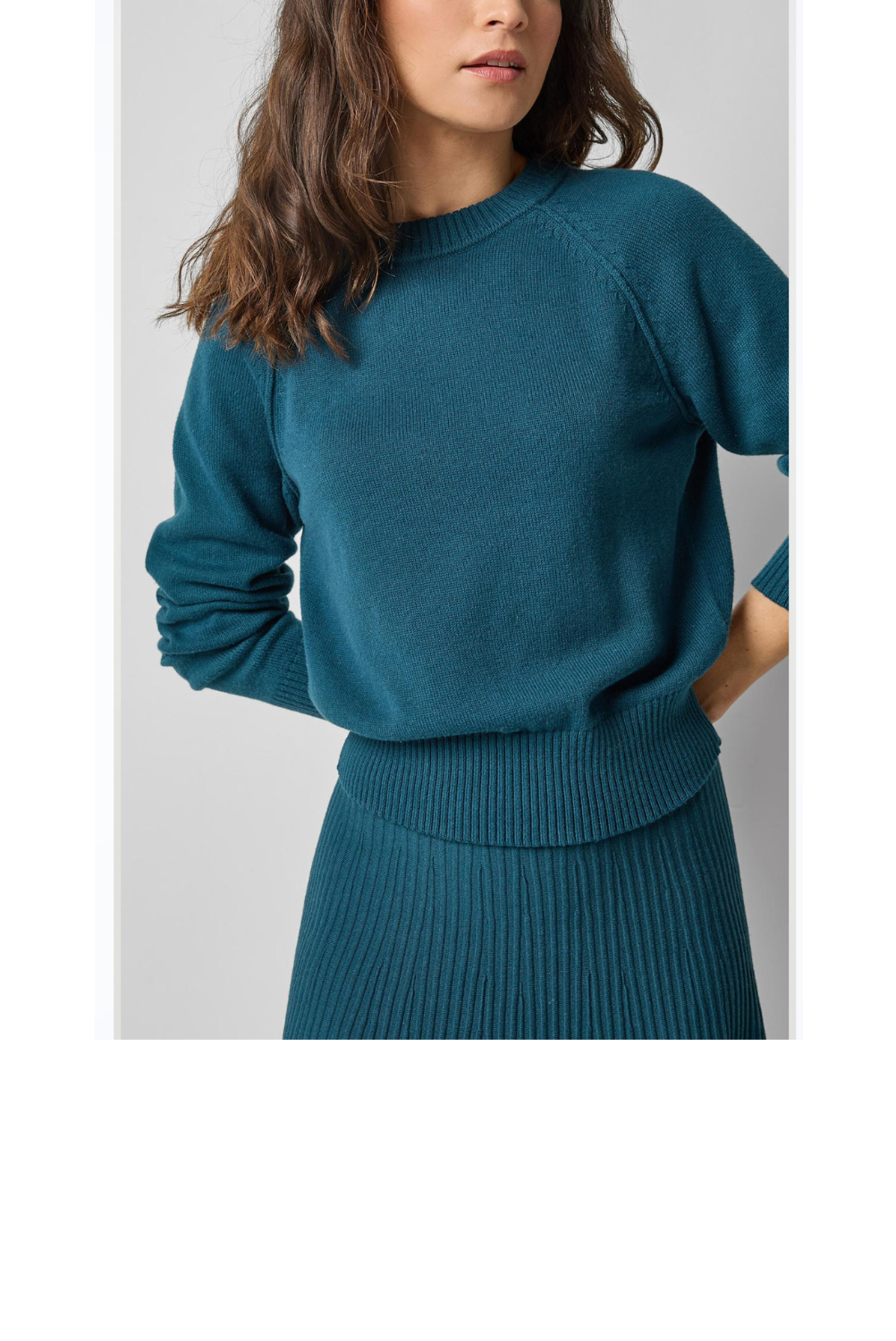 WEBSITE PRODUCT ENTRY-LP -Raglan Sleeve Pullover-DSEA-F.png