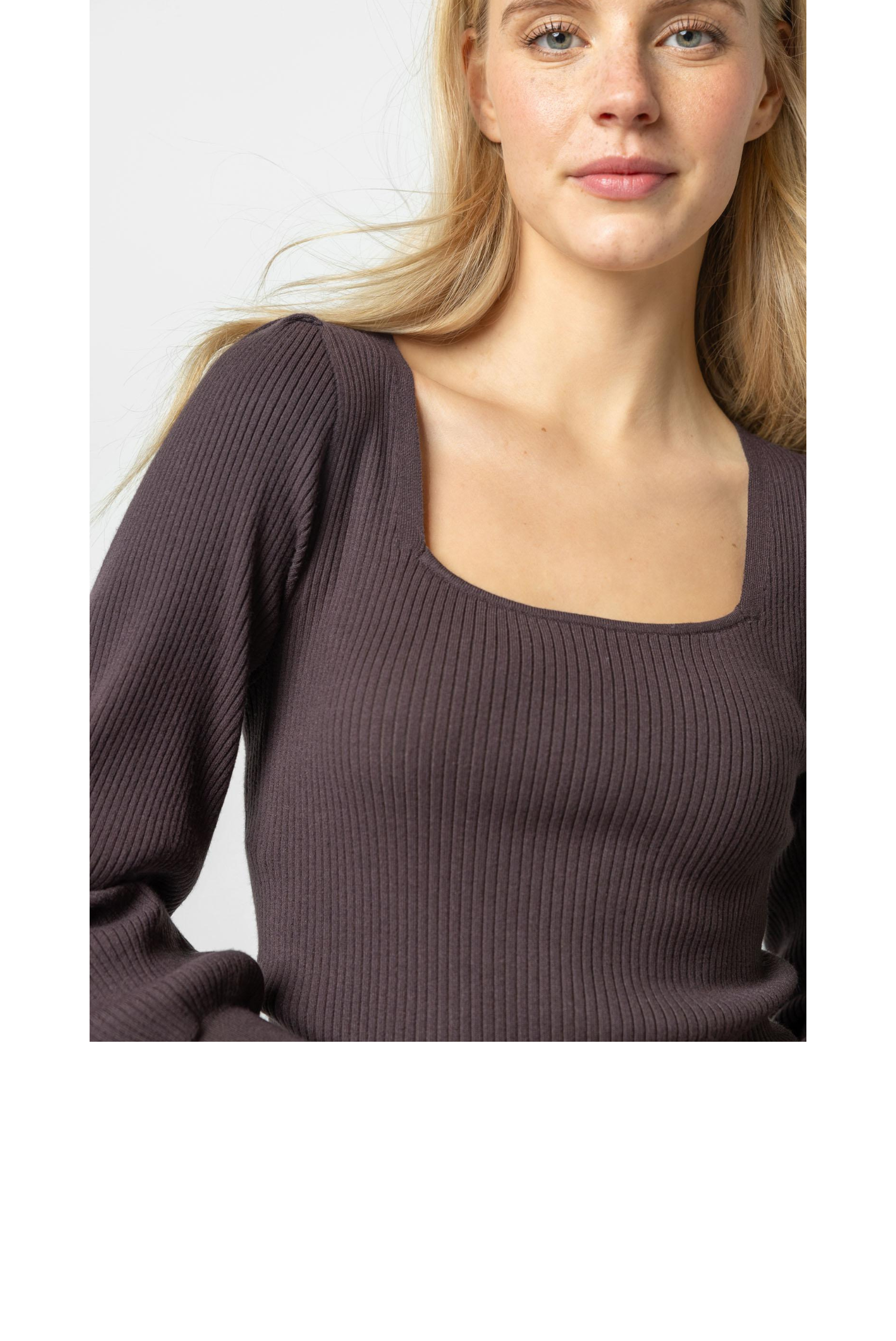 LP-Full Sleeve Sq. Neck Swtr-Espresso -D.png
