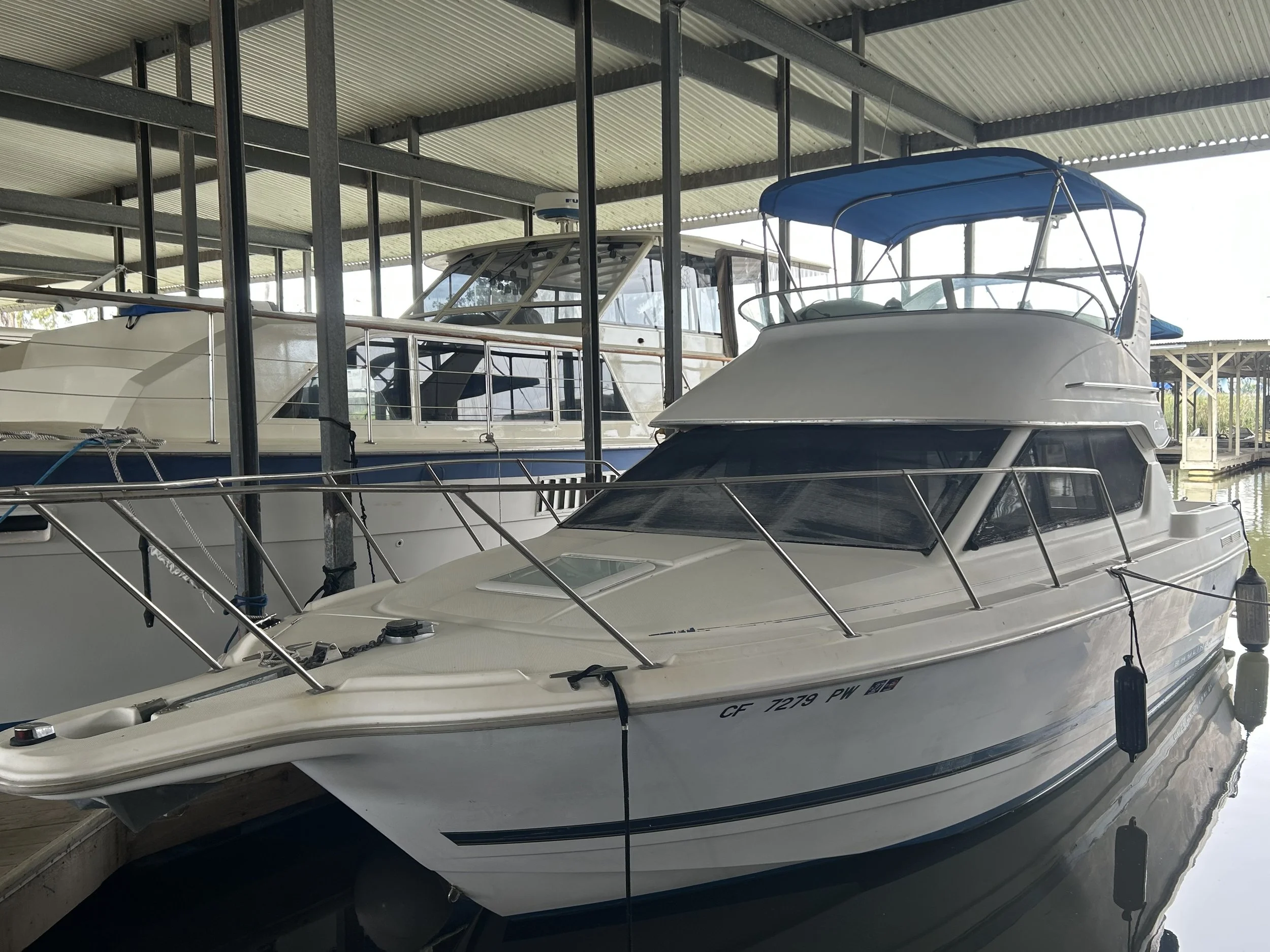 28' Bayliner 2858 Ciera Command Bridge
