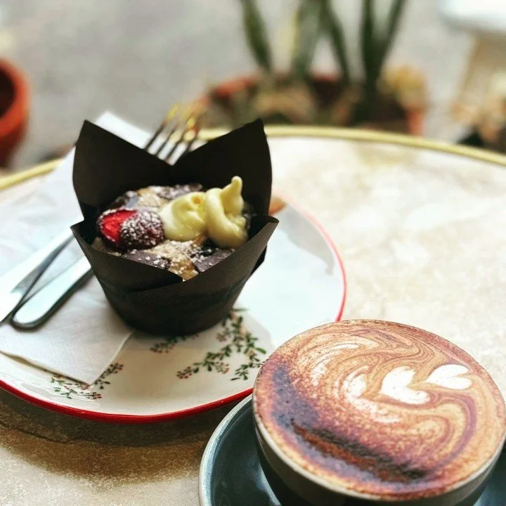 Sunday brunch at The Traf! Come and try one of our new house baked pastries with your favourite Little Marrionette coffee 🥮☕️ #housebaked #annadalecafe #sydneybrunch