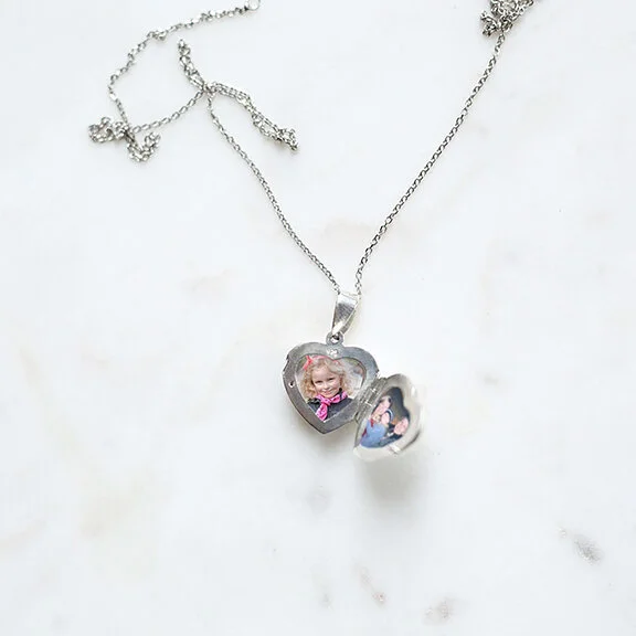 Locket-Elena-Web.jpg