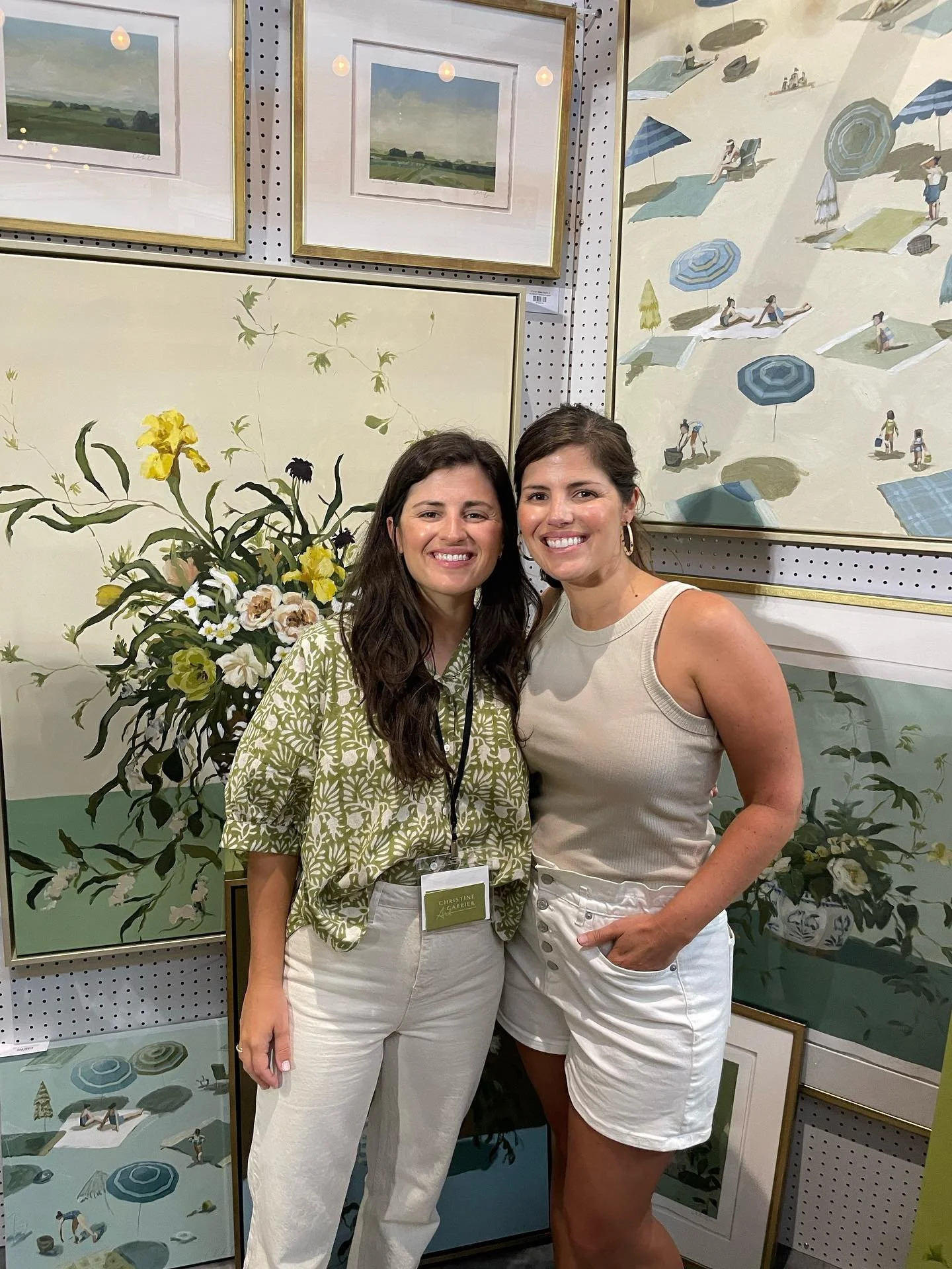 From last weekend at @theloyolaartshow 🤎

Always such a joy to show my work in person and watch people interact with it. And nothing better than supporting my art friends!