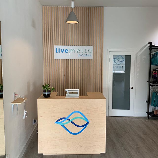 Stopped by @livemettapilates to check in on the work we did for them. We love the part of our job where we develop a vision with our clients and get to bring it to life! Design &bull; Produce &bull; Deliver &bull;
&bull;

#cabinetry #knottynuffwood #