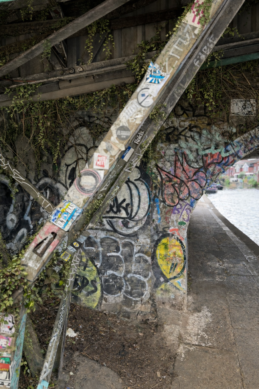 "Non Believer" London Canal