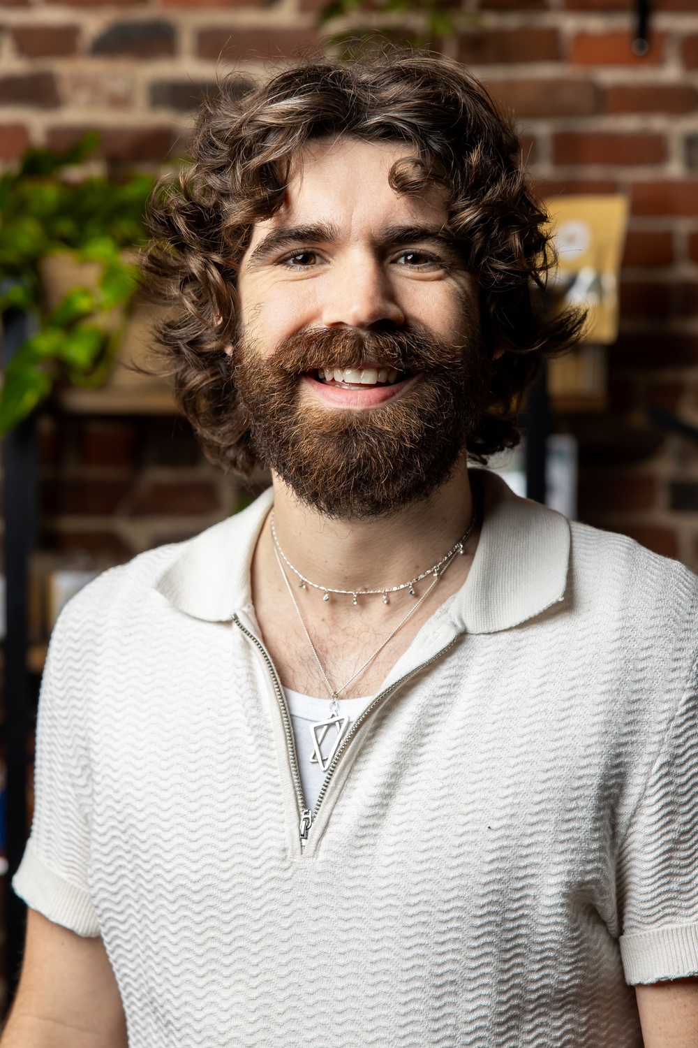 Avraham Calhoun — 1 Giant Mind