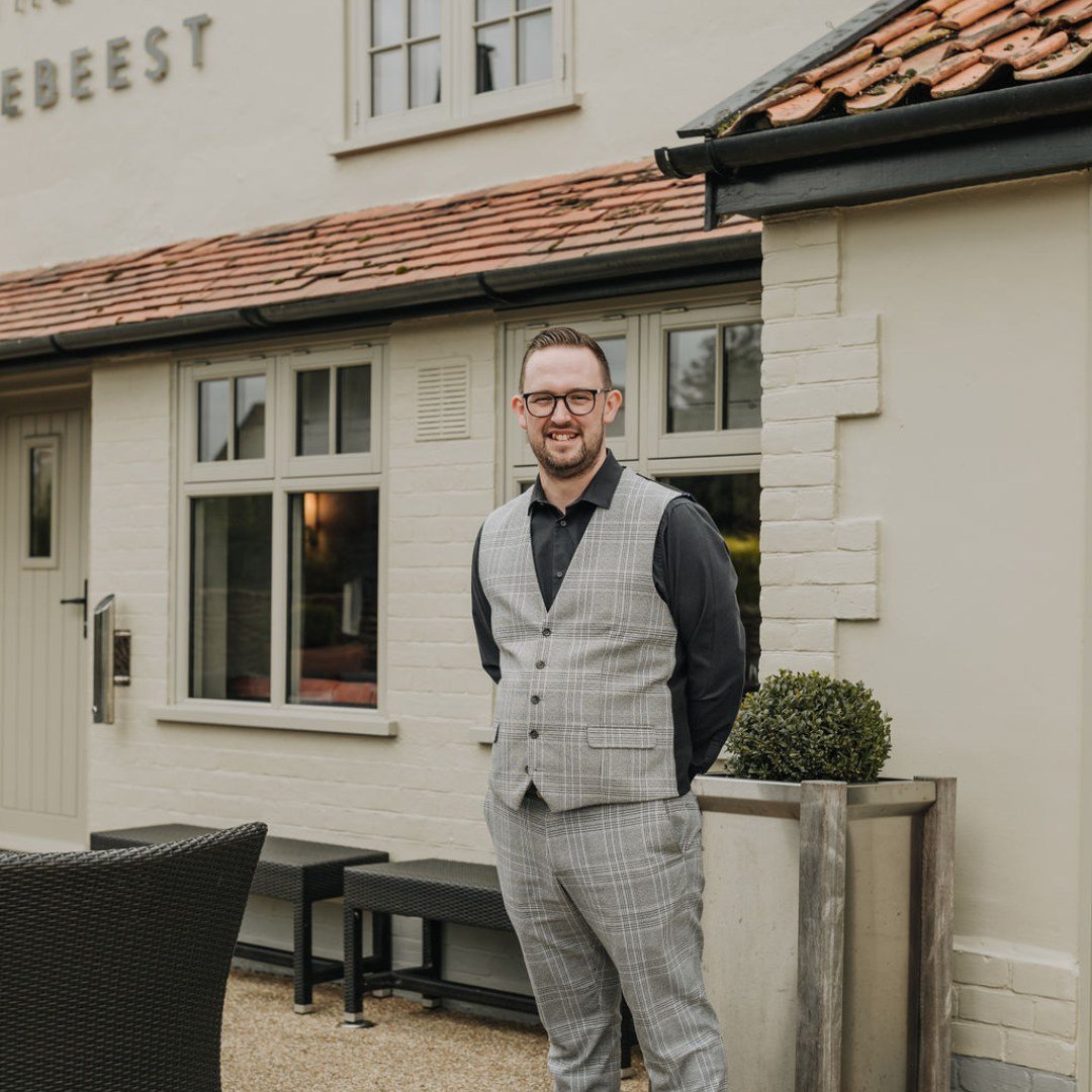 🌟 Sam and his dedicated Front of House team work tirelessly to ensure our hospitality is warm and welcoming. We look forward to welcoming you through our doors soon! 

#Hospitality #Teamwork #WarmWelcome