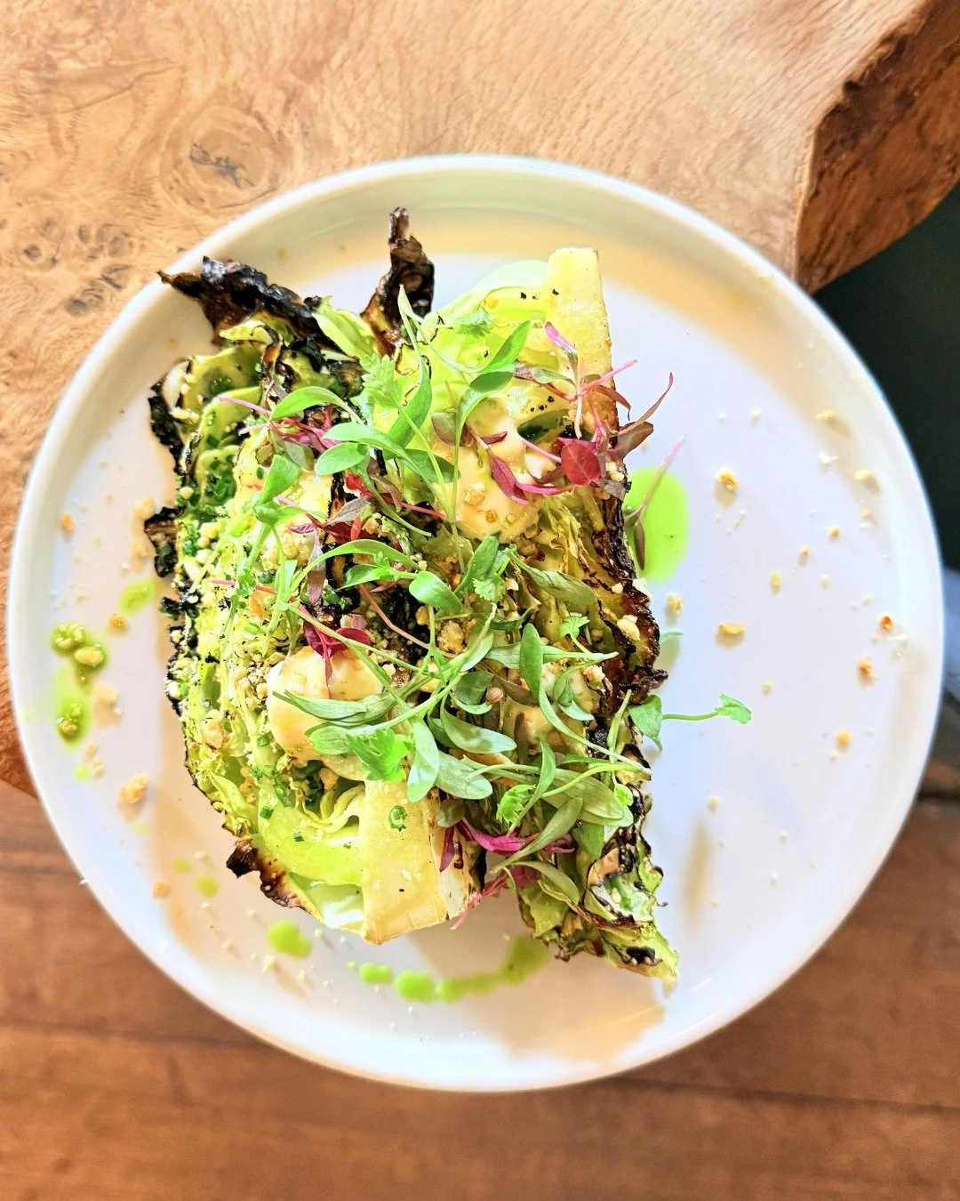 Seasonal eye candy 👀

Cooked on the hot coals... Charred Hispi Cabbage

www.thewildebeest.co.uk

#konrogrill #japanesestyle #CharcoalGrill #banginseason #fullofflavour