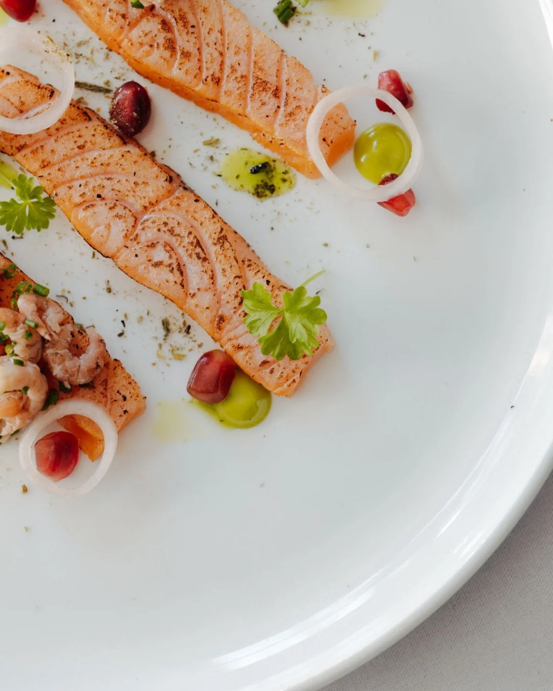 FIRE-KISSED 🔥

Torched Smoked Salmon // a sophisticated starter focusing on texture, flavour, and technique to elevate the dish.

www.thewildebeest.co.uk