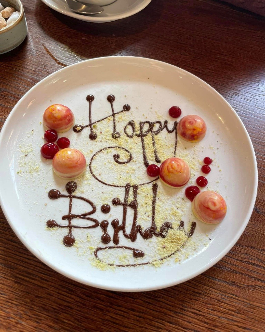 Birthdays at The Beest

Some occasions deserve that little extra touch.

Whether it&rsquo;s a long lunch, dinner with friends or a milestone celebration with the people who matter most, we&rsquo;ll always do our very best to help make your birthday f