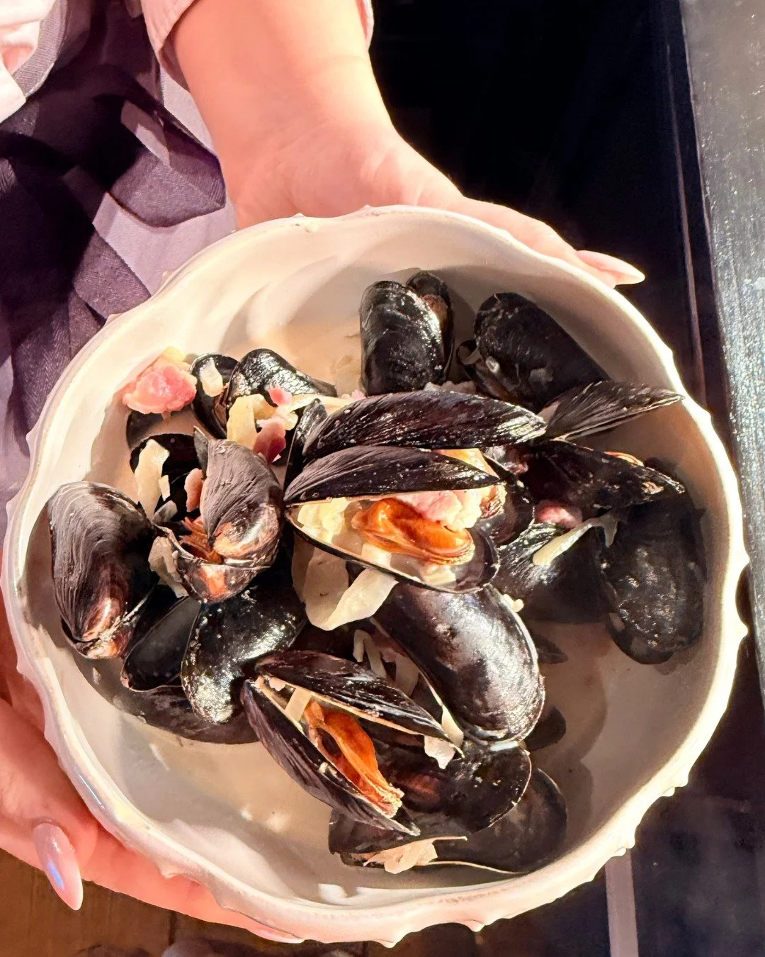 A taste of the season.

There's something particularly satisfying about cooking with the seasons. Fresh ingredients, carefully sourced, simply prepared and allowed to speak for themselves.

A bowl of mussels, full of flavour and a reminder that some 
