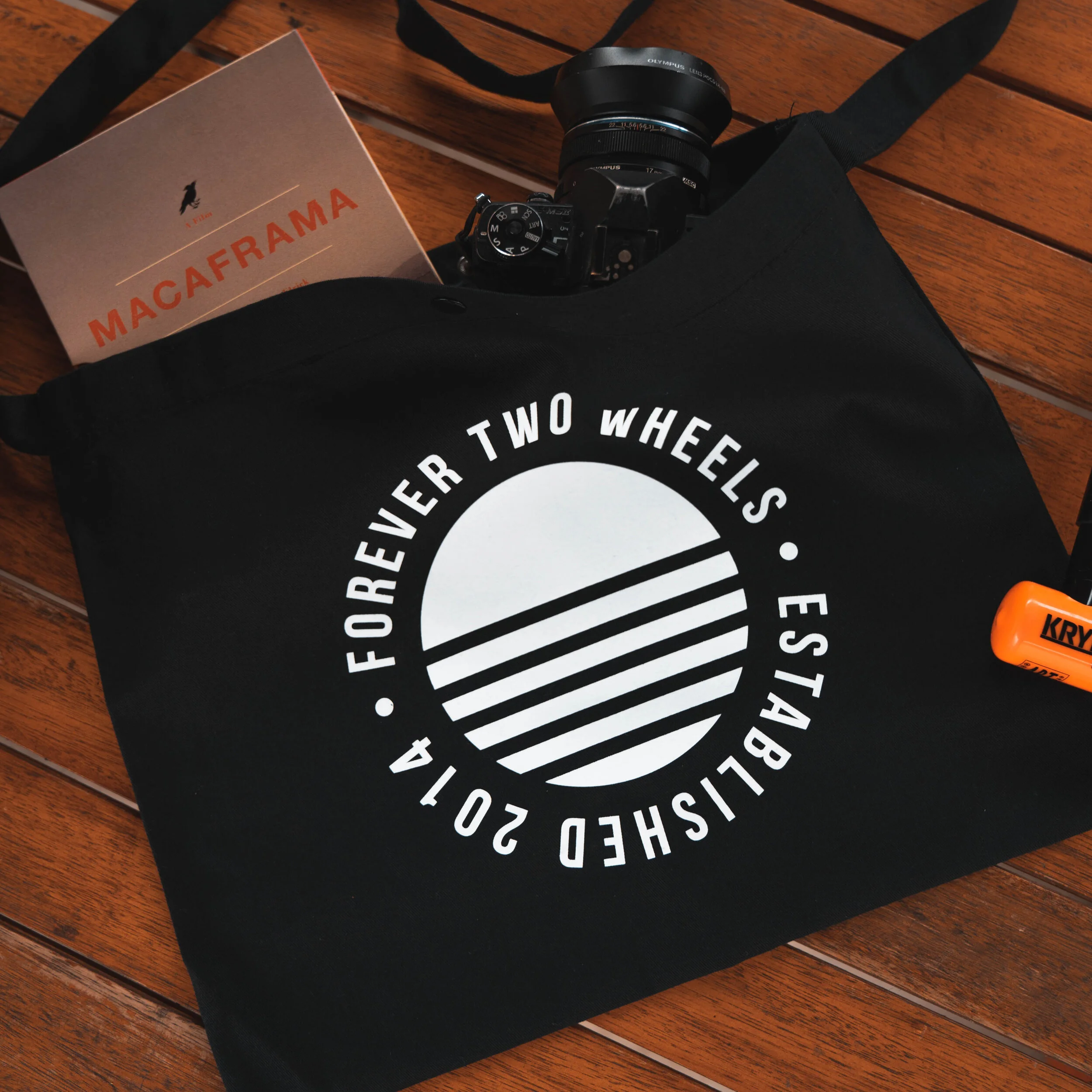 fixie mussette tote bag