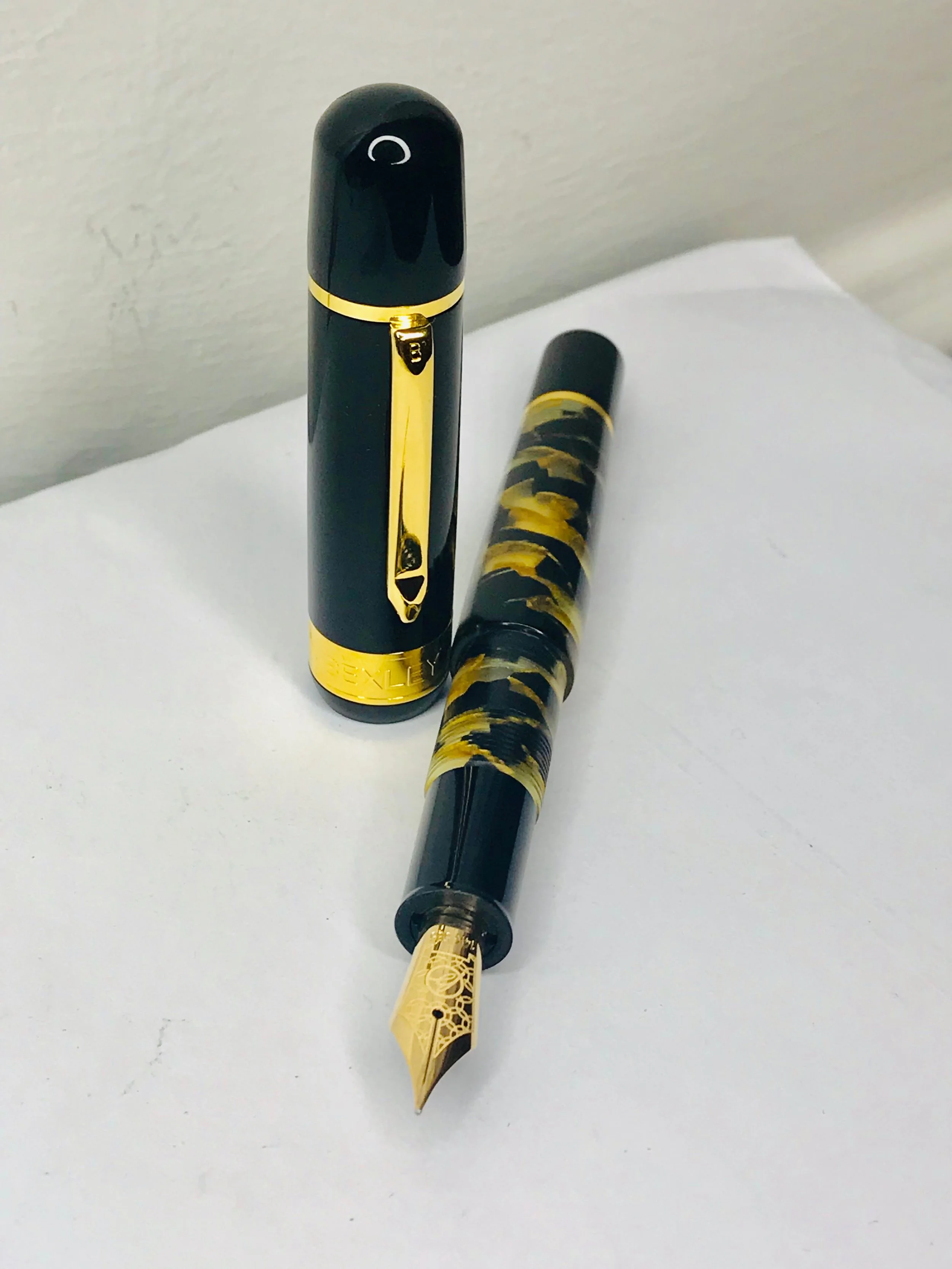 Bexley 2019 Owners Club Black and Gold Pen