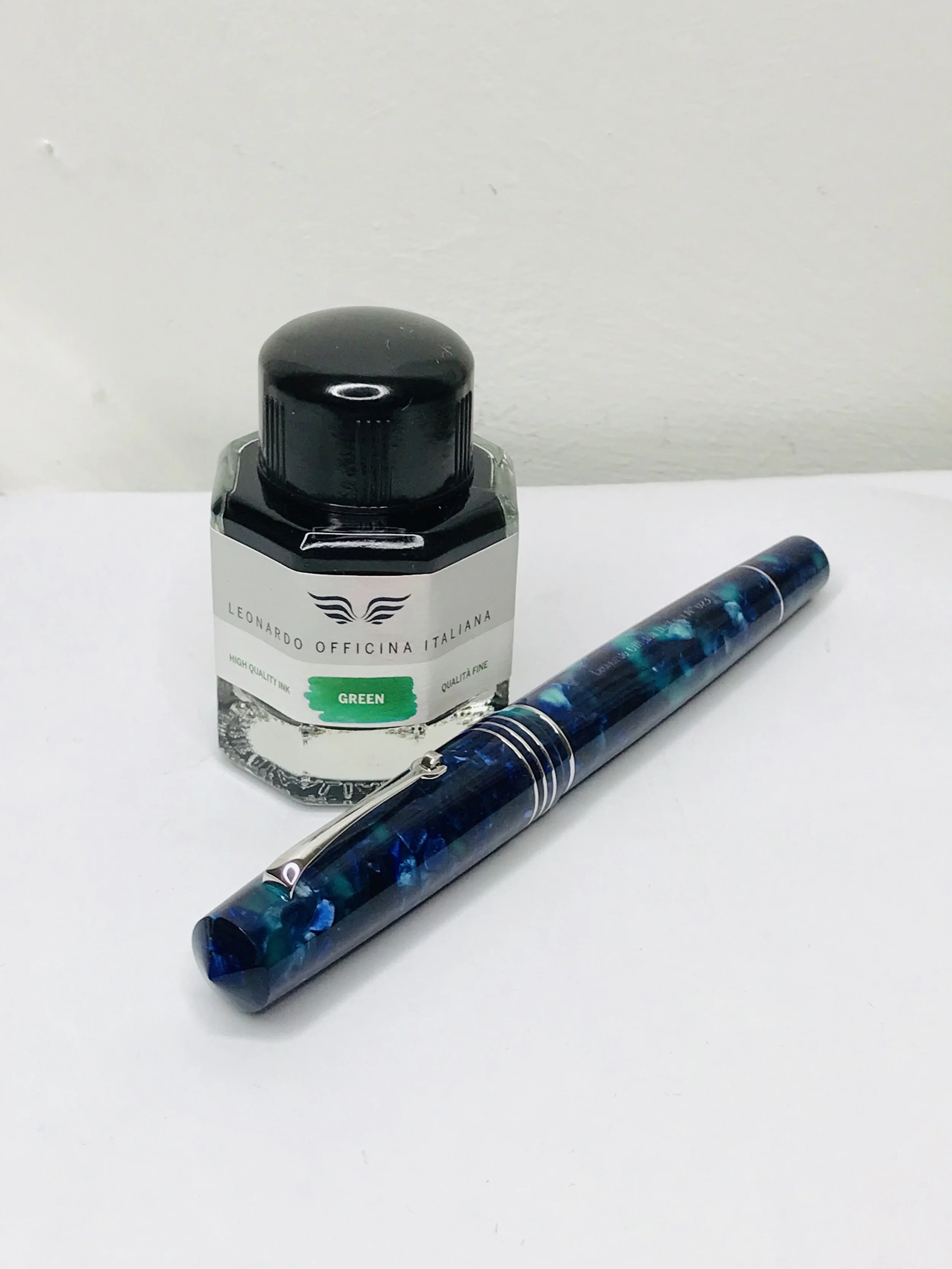 Leonardo Momento Zero Grande Caraibe fountain pen (M)