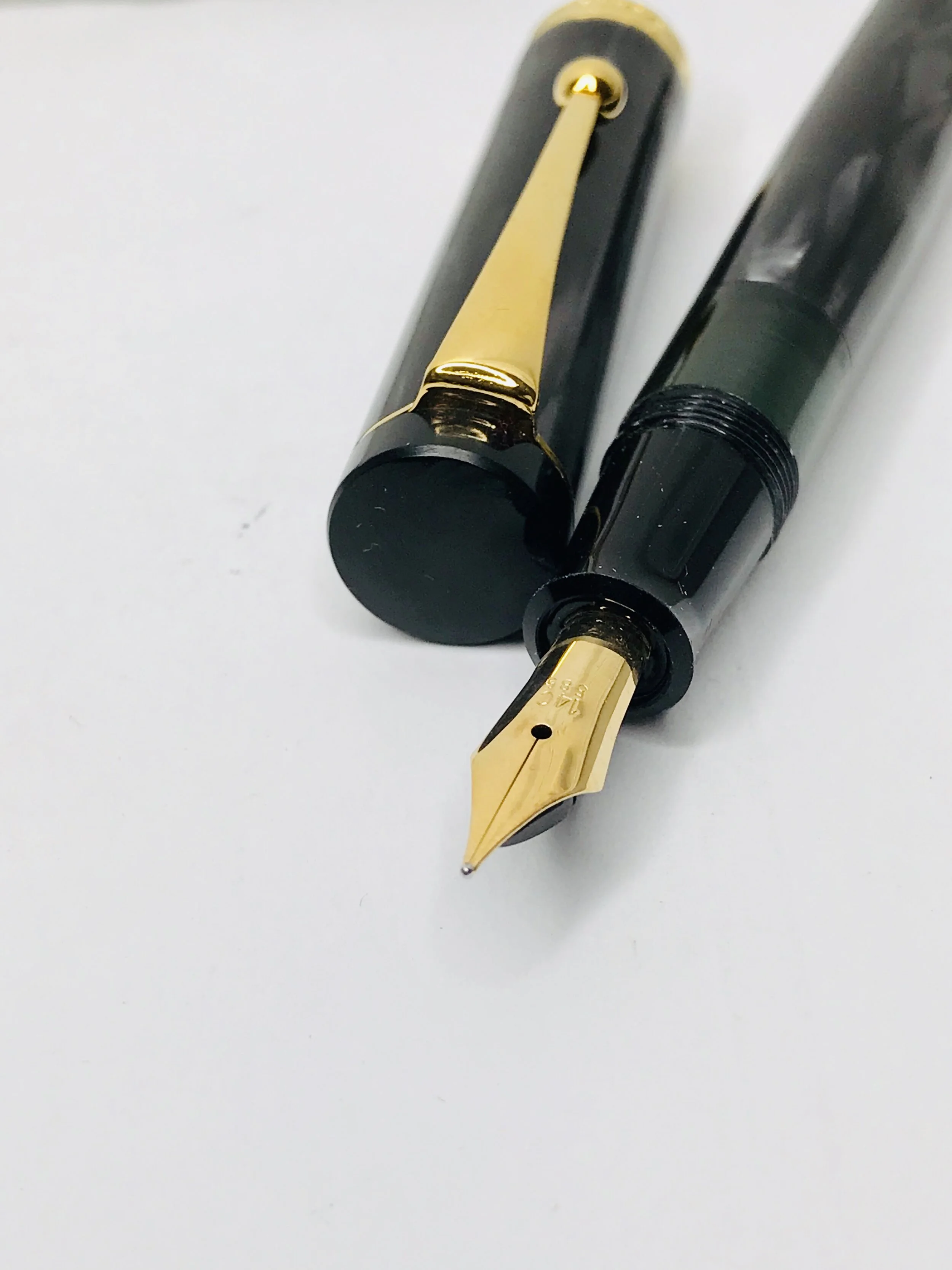 Visconti D'Essai Grey Celluloid Limited Edition Fountain Pen 