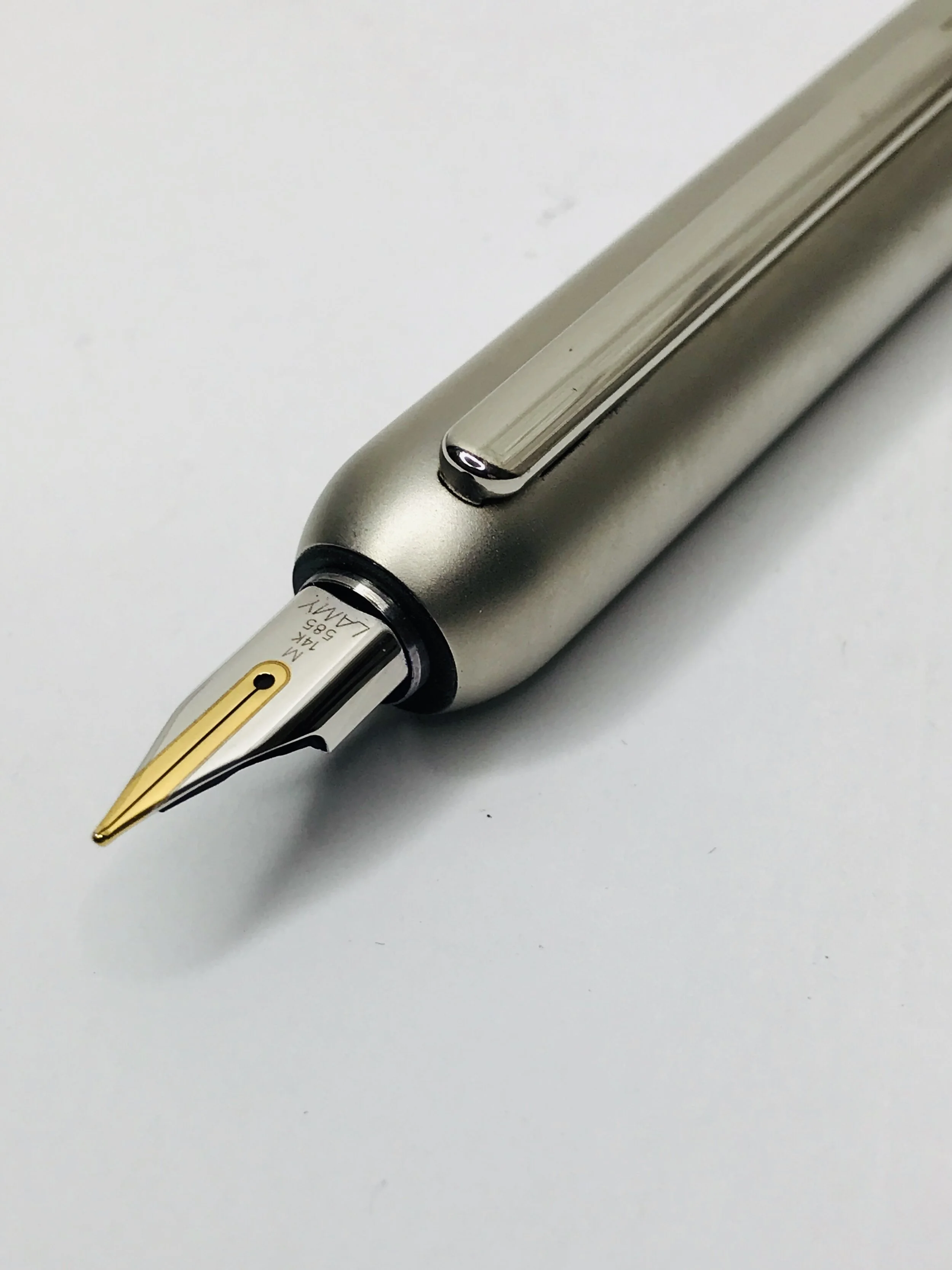 Stylo Plume Ancien Lamy Bicolore - Modèle #L03, 13cm - Occasion (à Restaurer, Non Testé)
