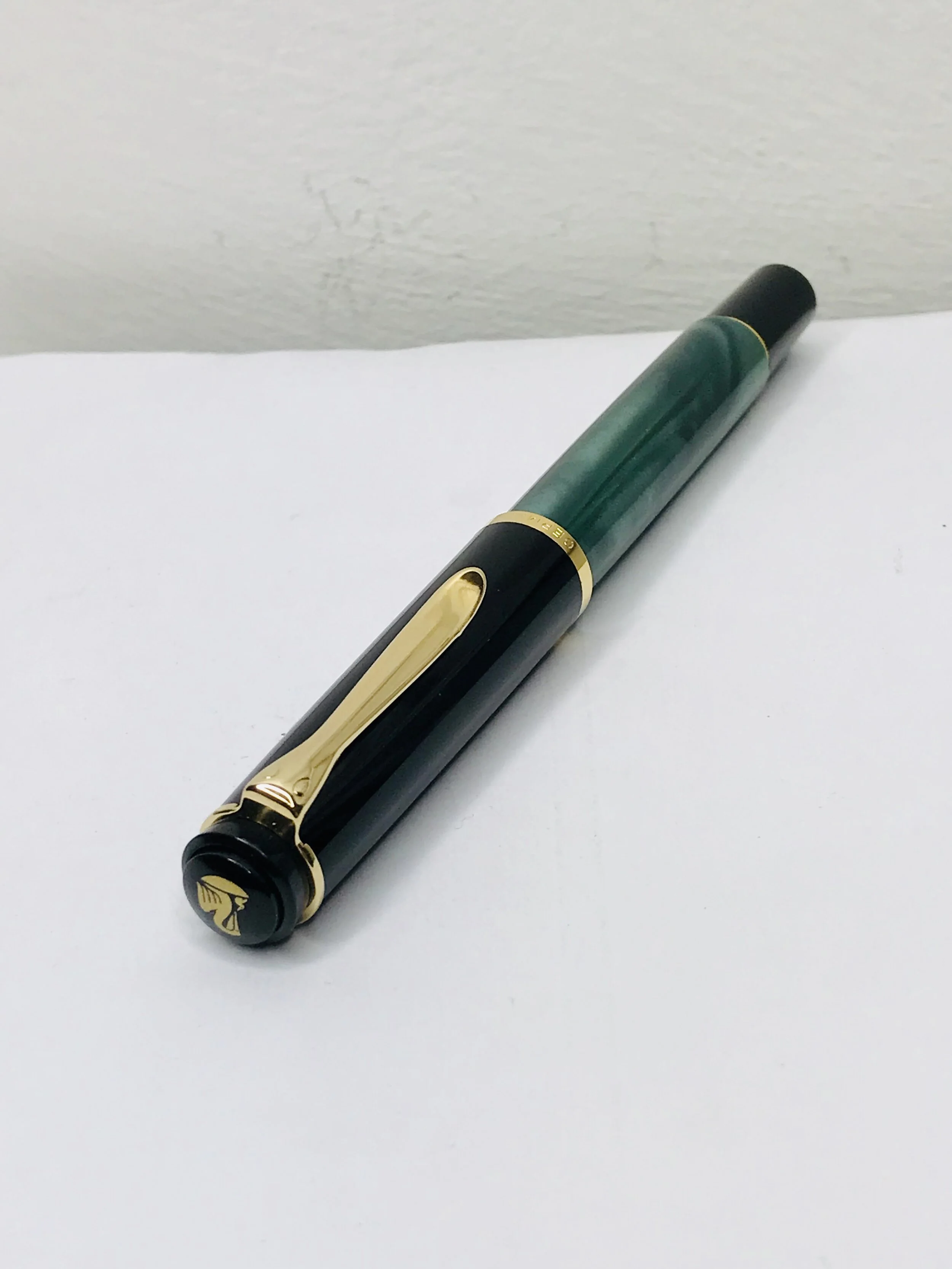 Pelikan Classic M200 Green Marbled Fountain Pen (M)